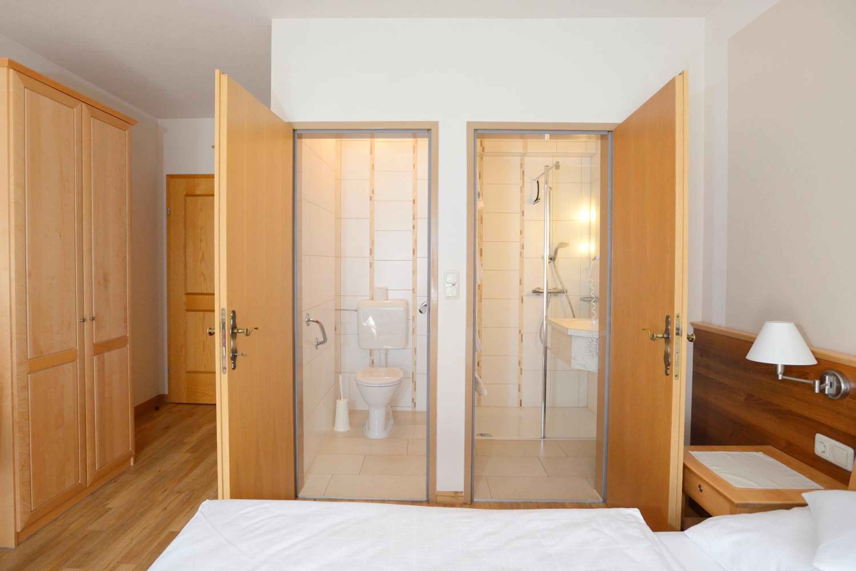 Small Double Room photo 2
