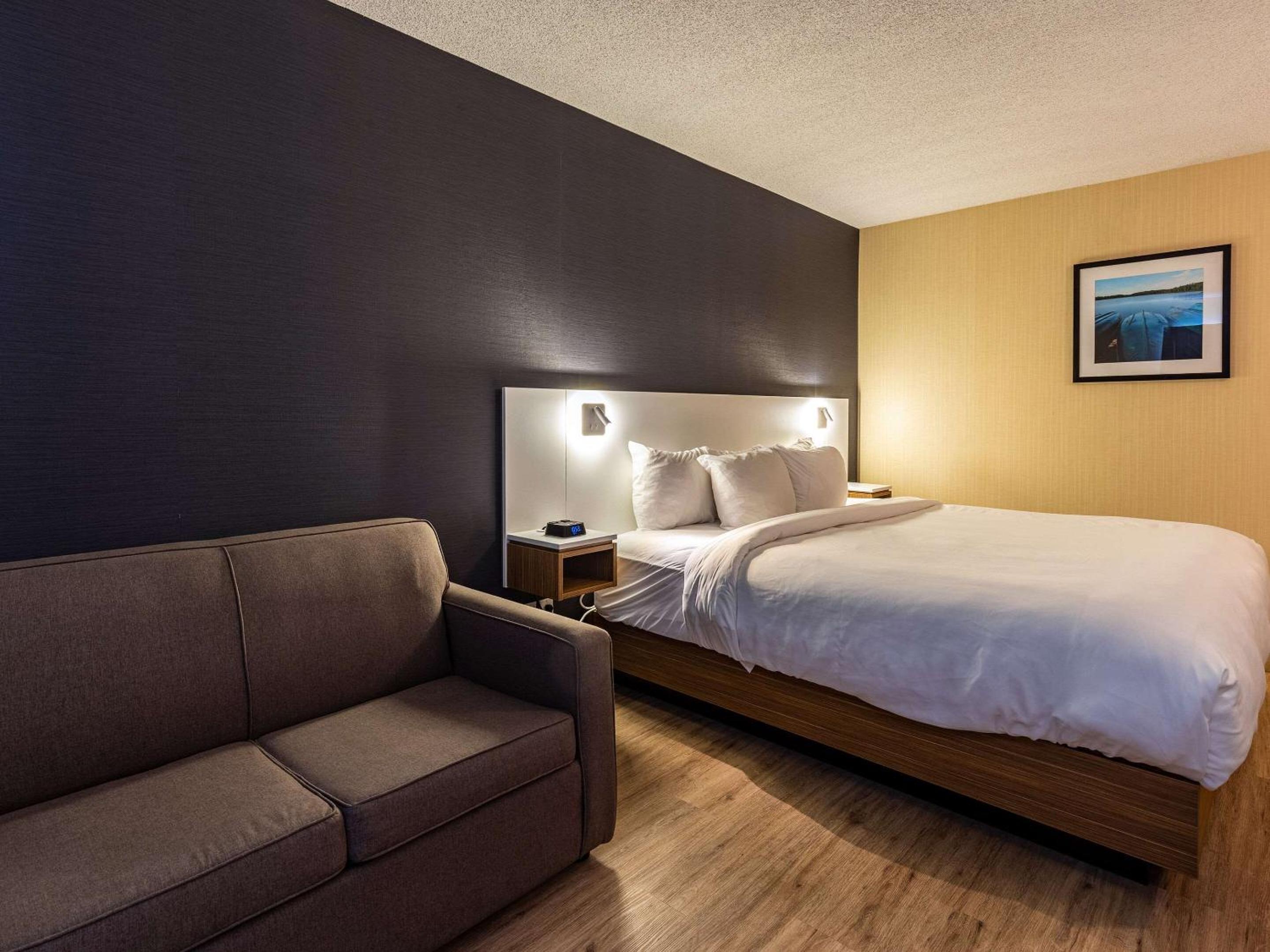 King Room with Sofa Bed - Ground Floor - Photo 6