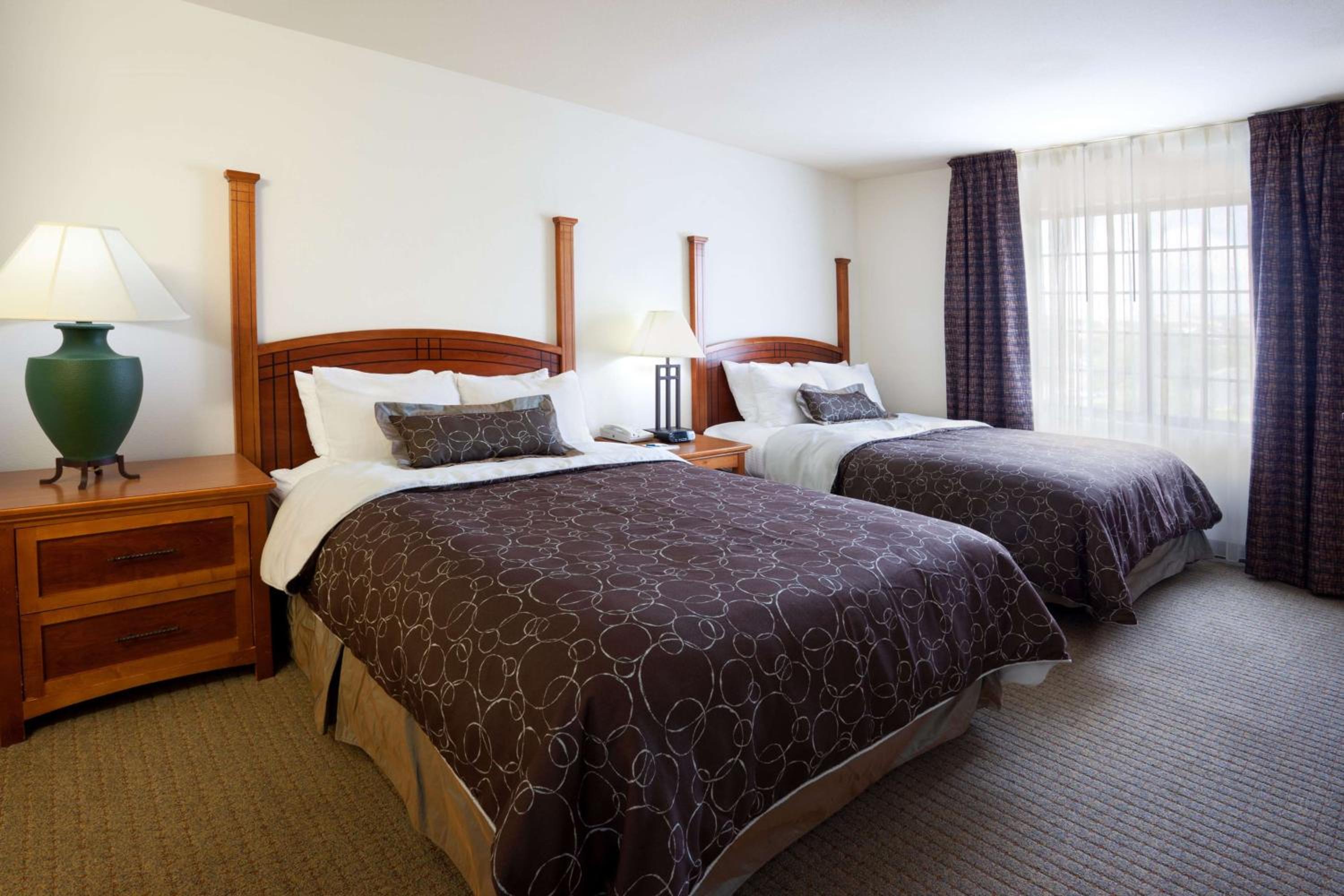 One-Bedroom Suite with Two Double Beds - Photo 7