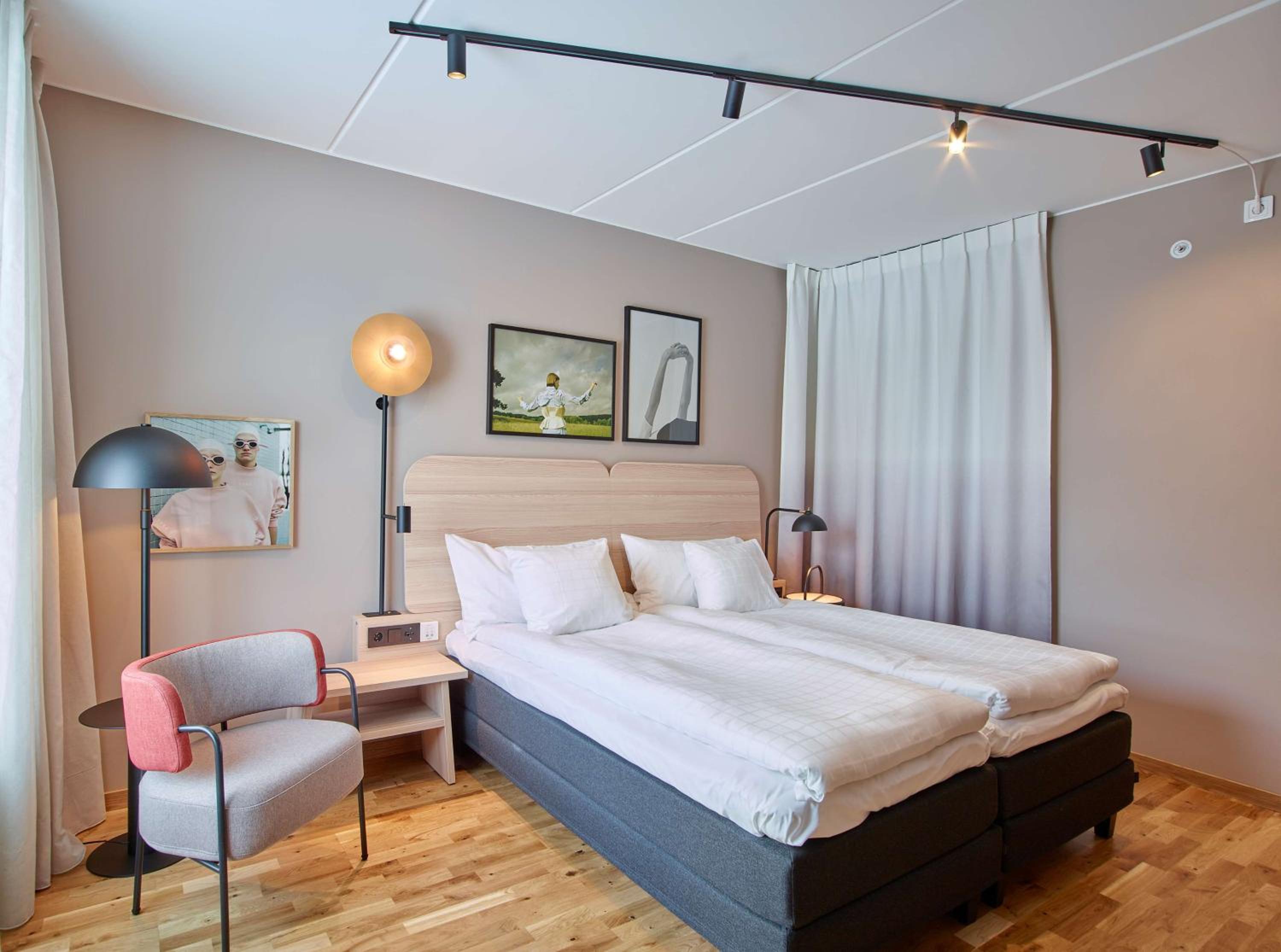 Superior Twin Room - Photo 7