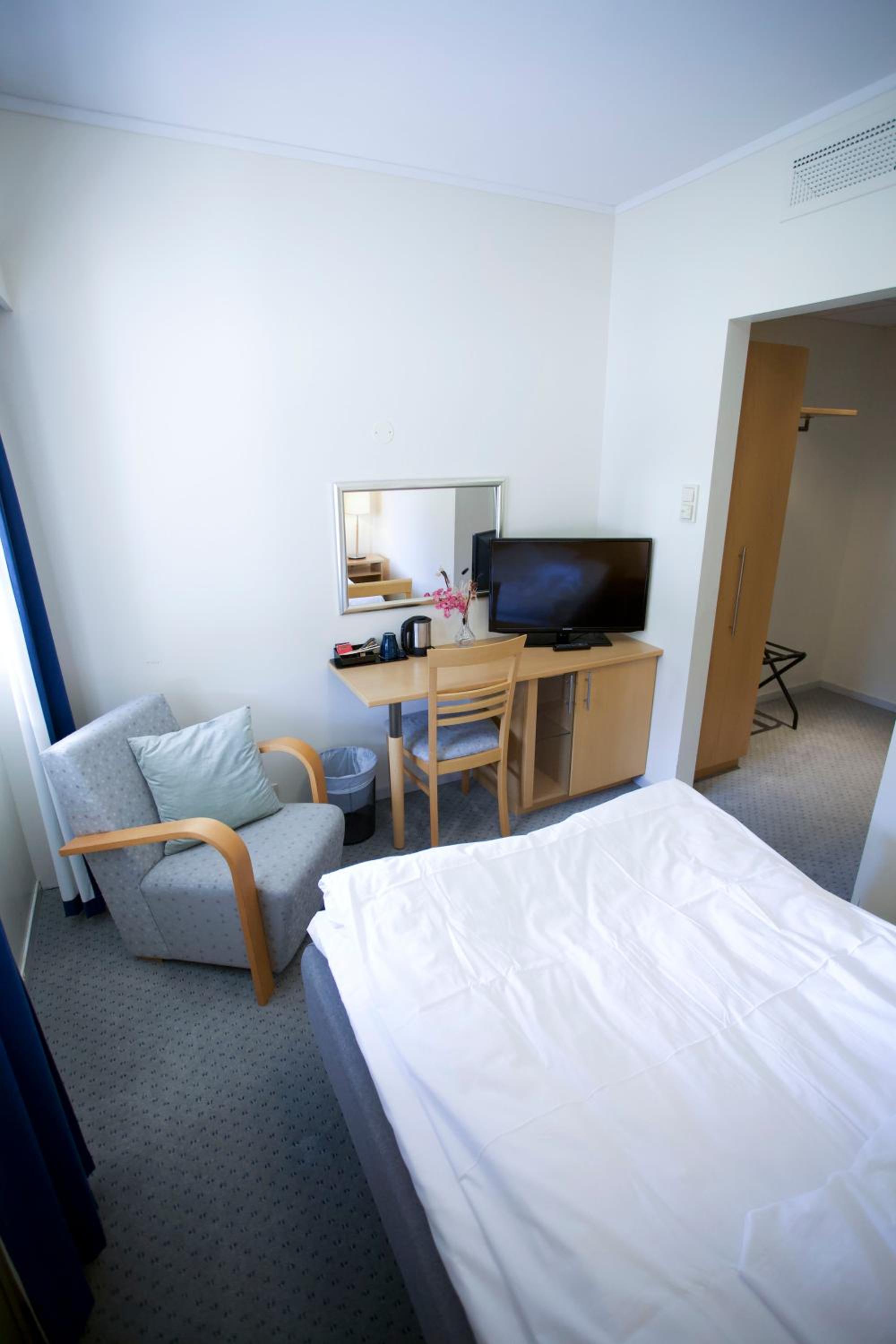 Economy Double Room - Photo 1