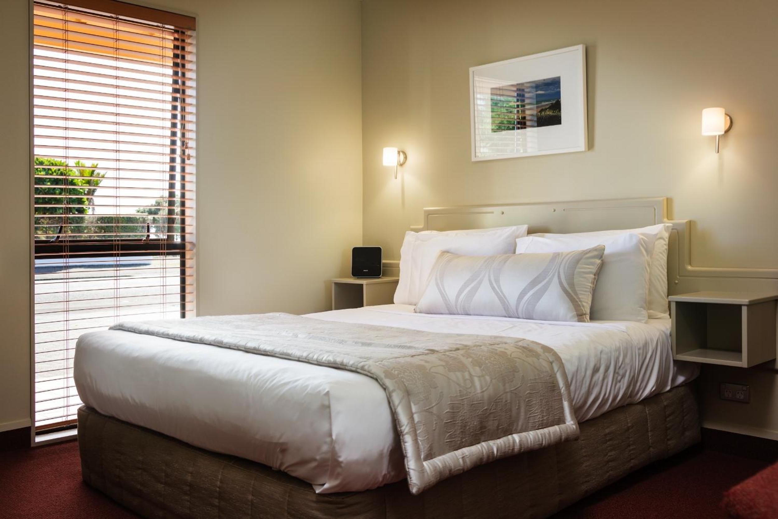 Premier One-Bedroom Apartment
