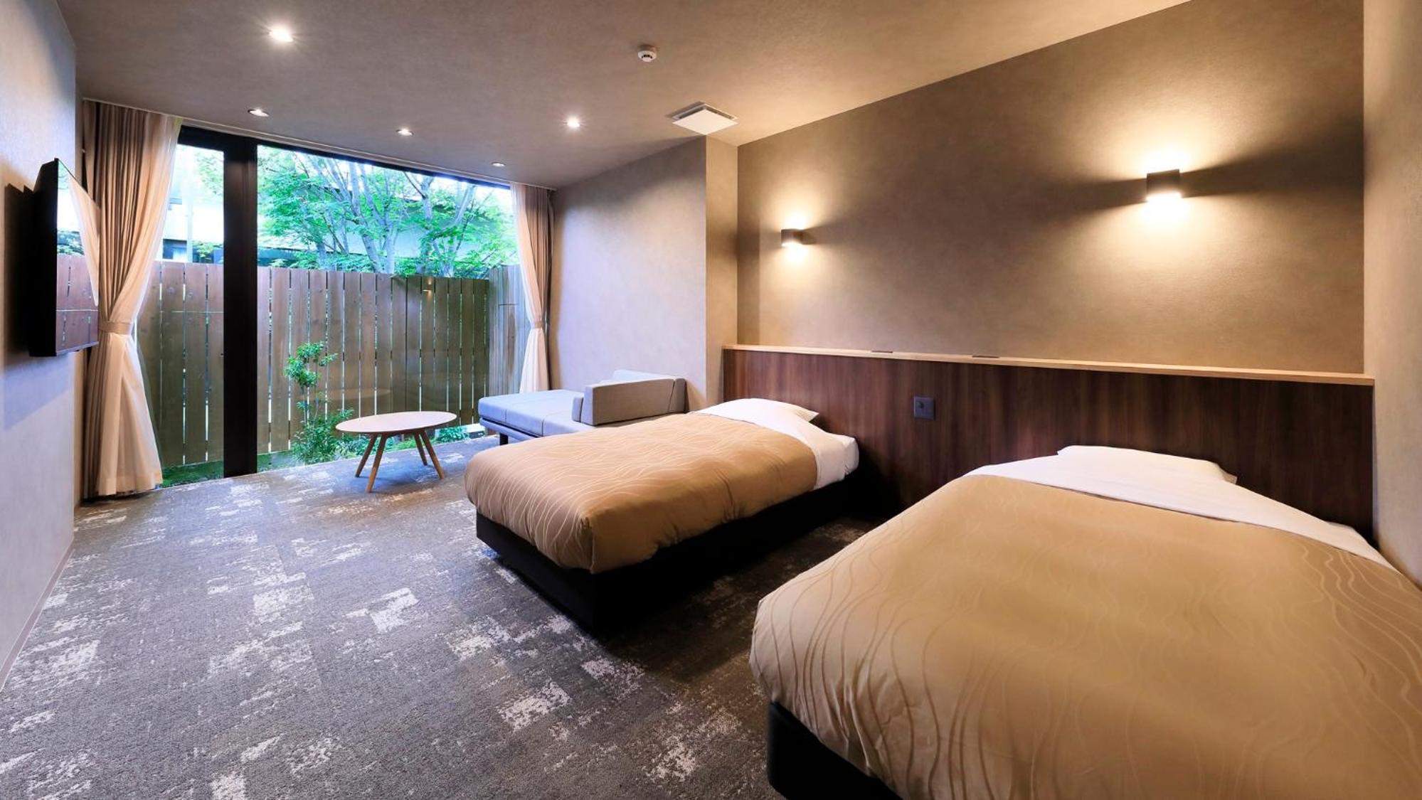 Standard Twin Room