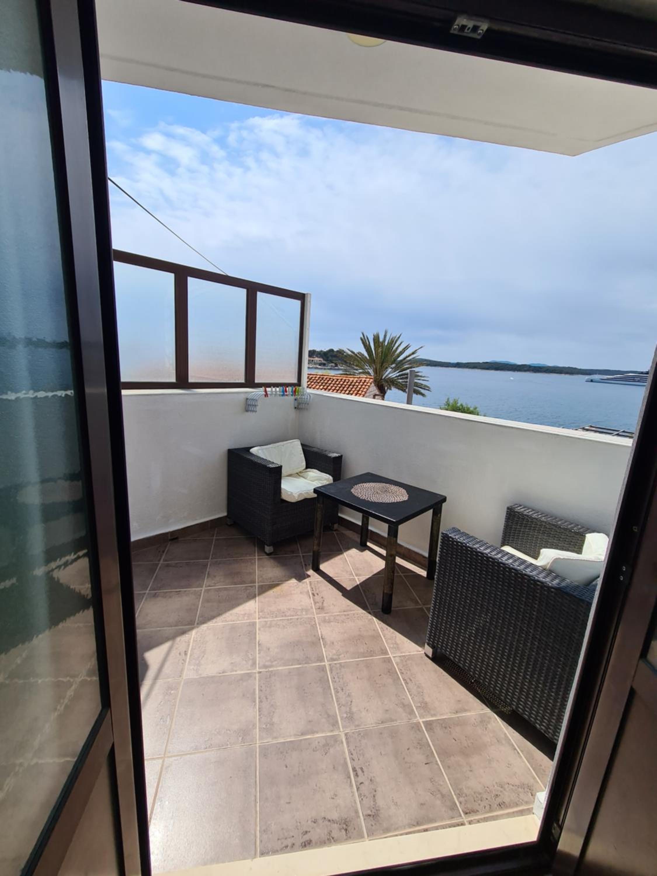 Apartment with Sea View photo 2