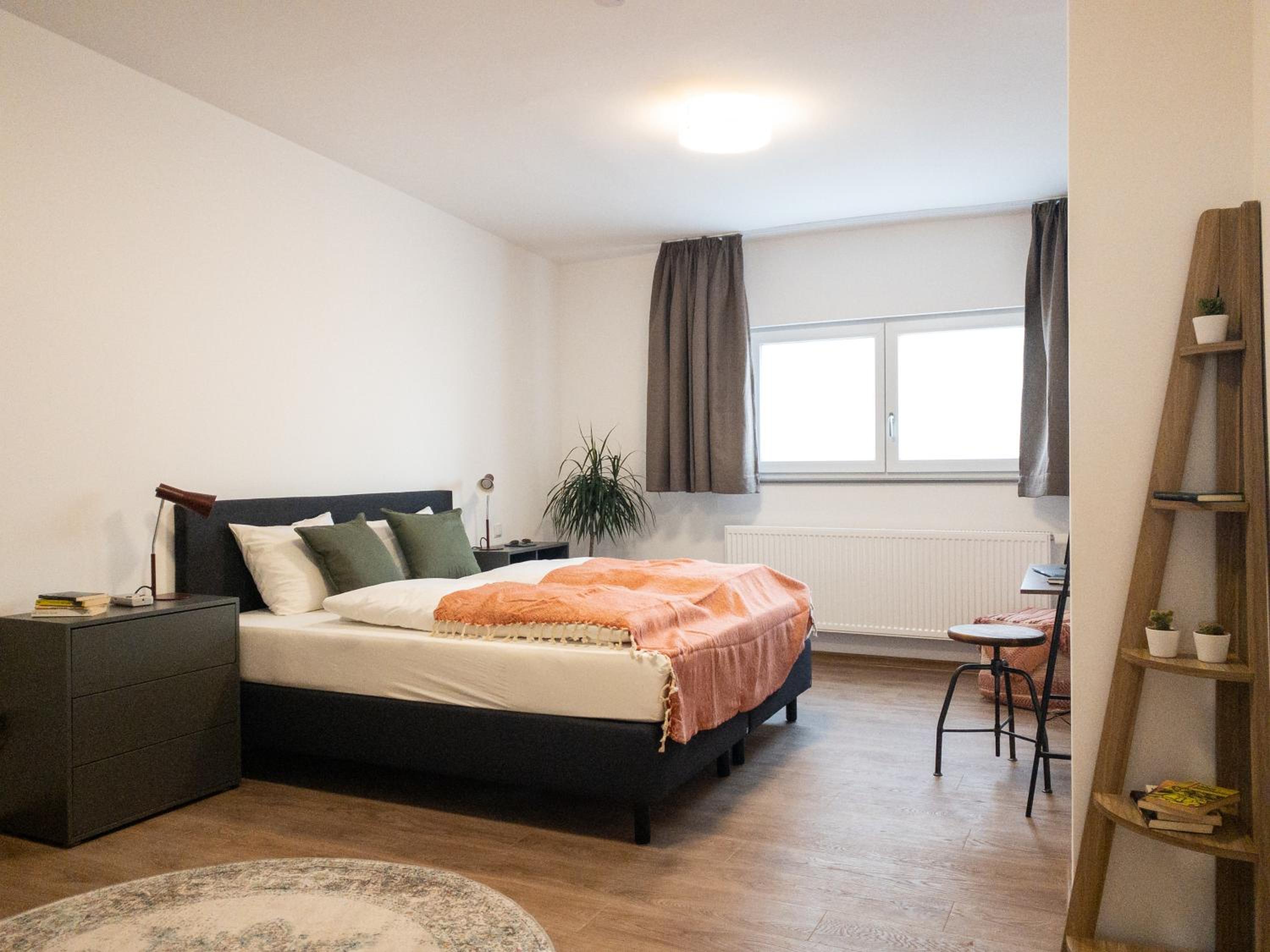 Two-Bedroom Apartment - Photo 7