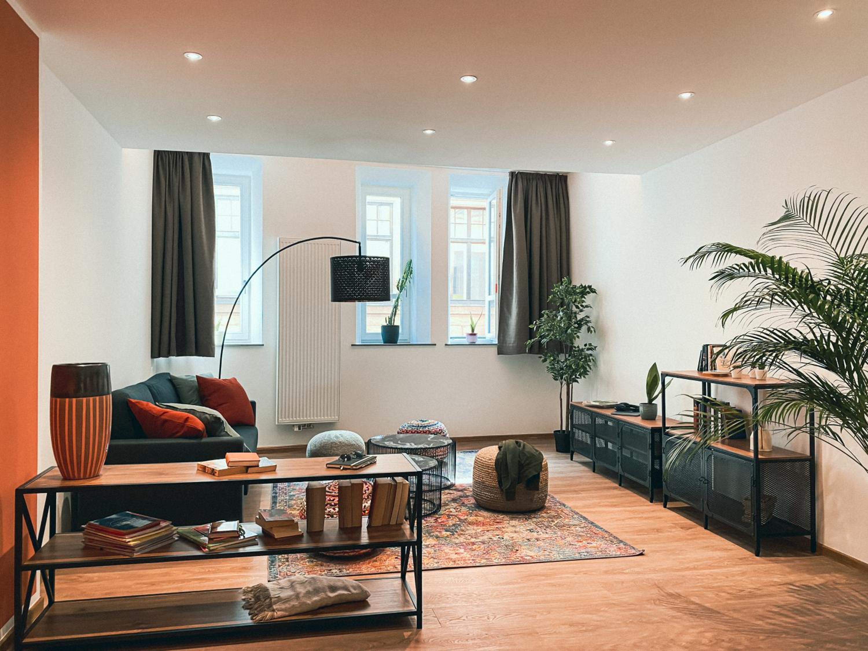 Two-Bedroom Apartment - Photo 8