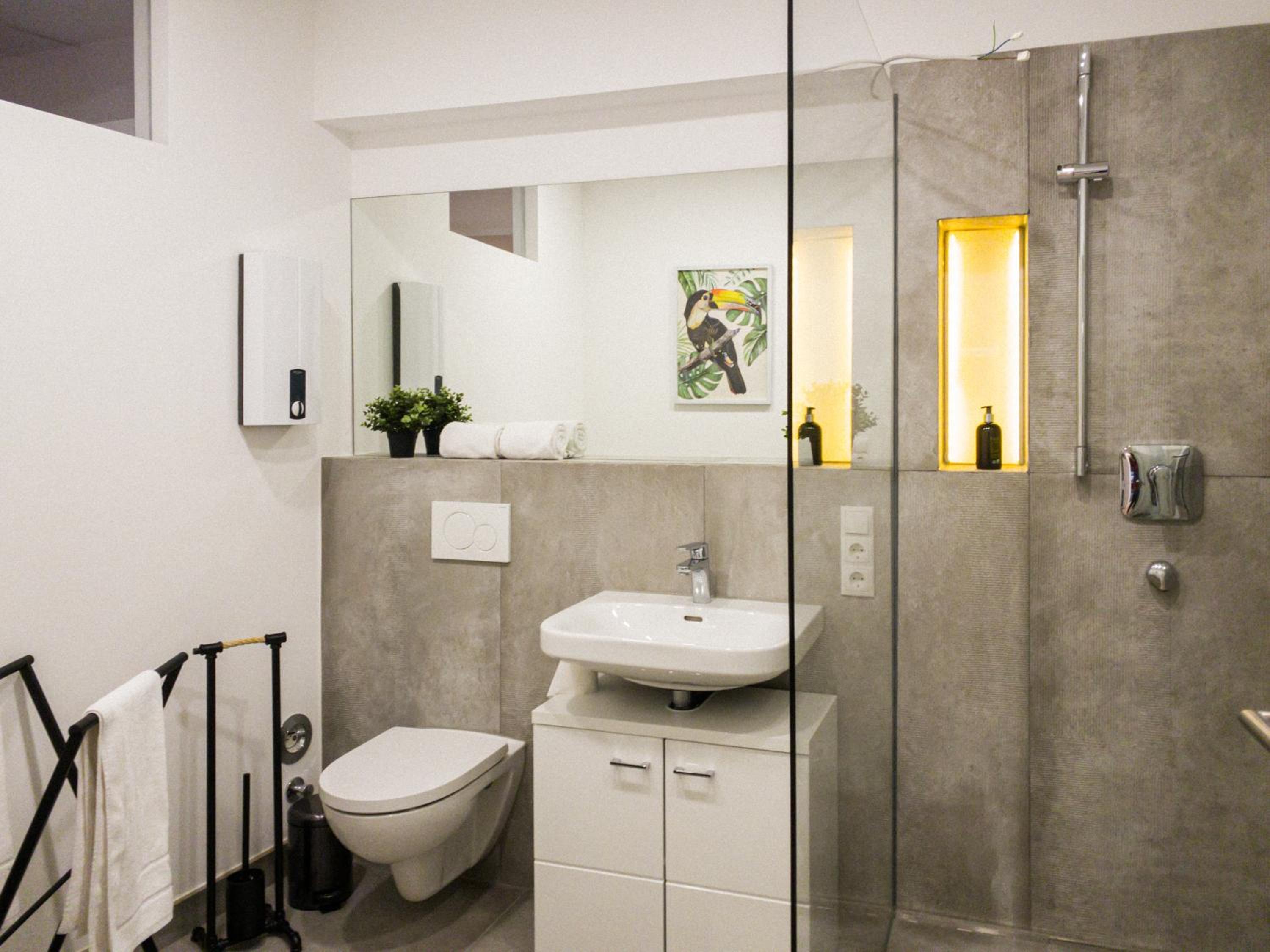 Two-Bedroom Apartment - Photo 4