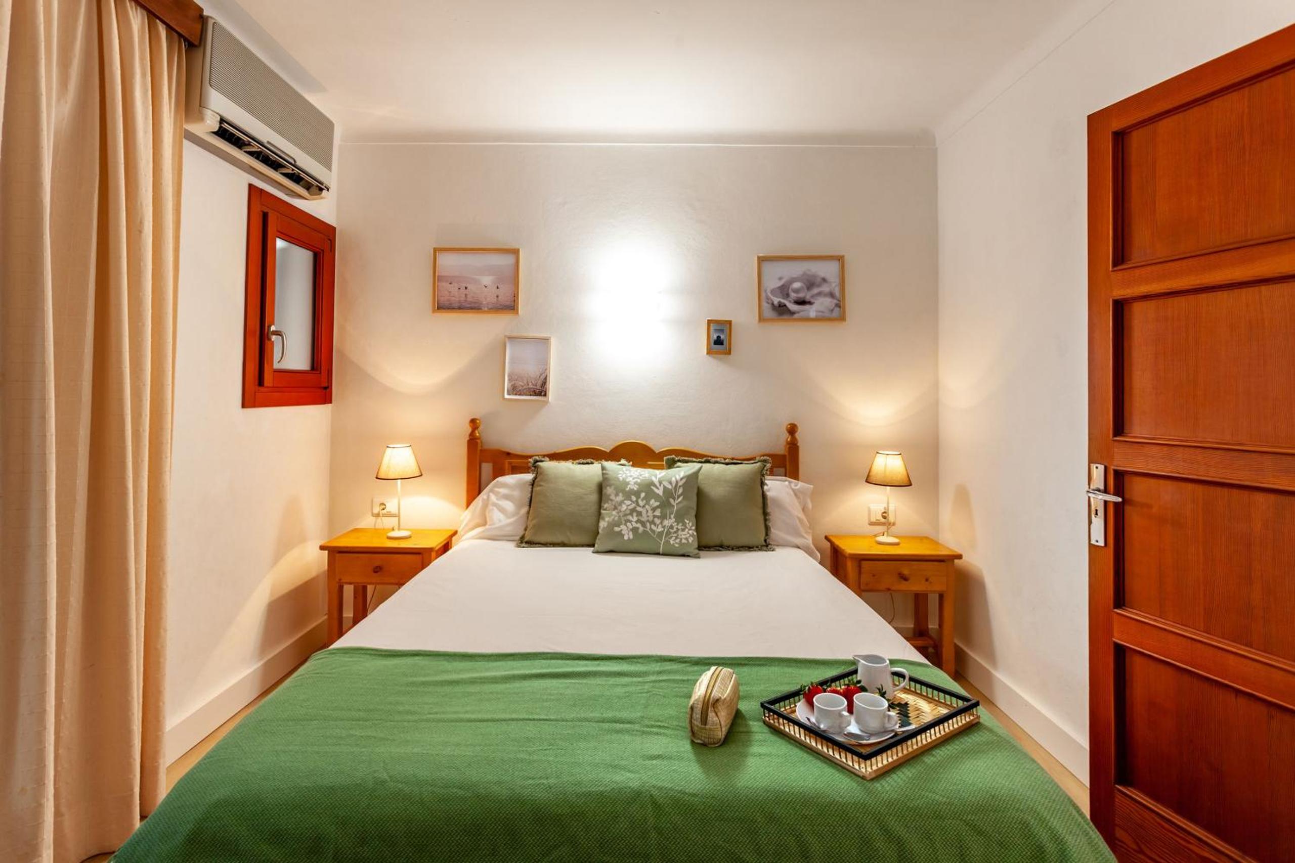 Two-Bedroom Apartment thumbnail 5