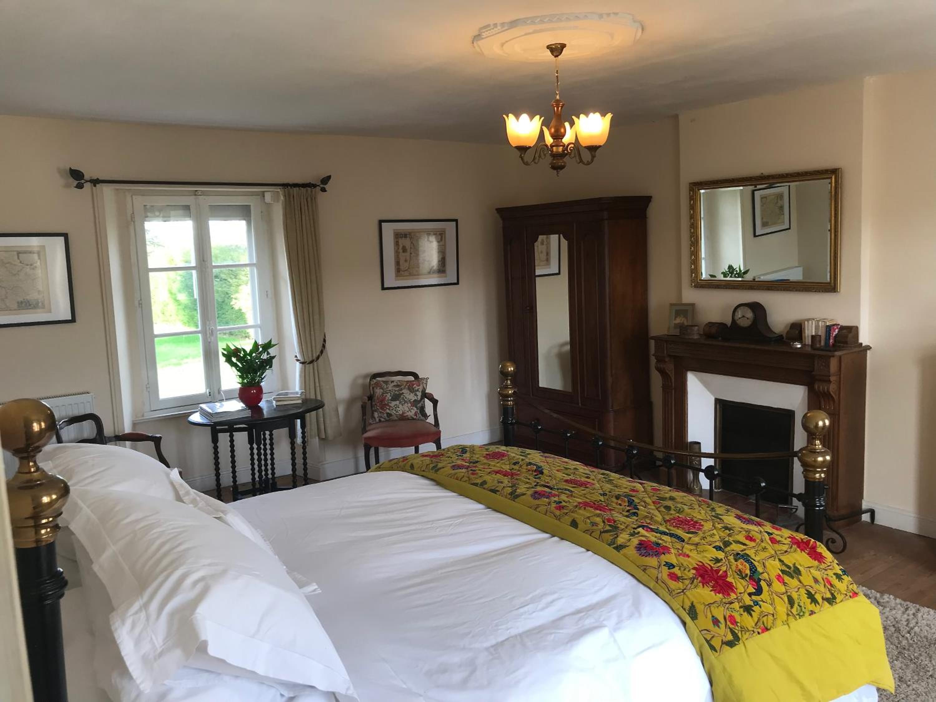 Queen Room with Garden View - Photo 1