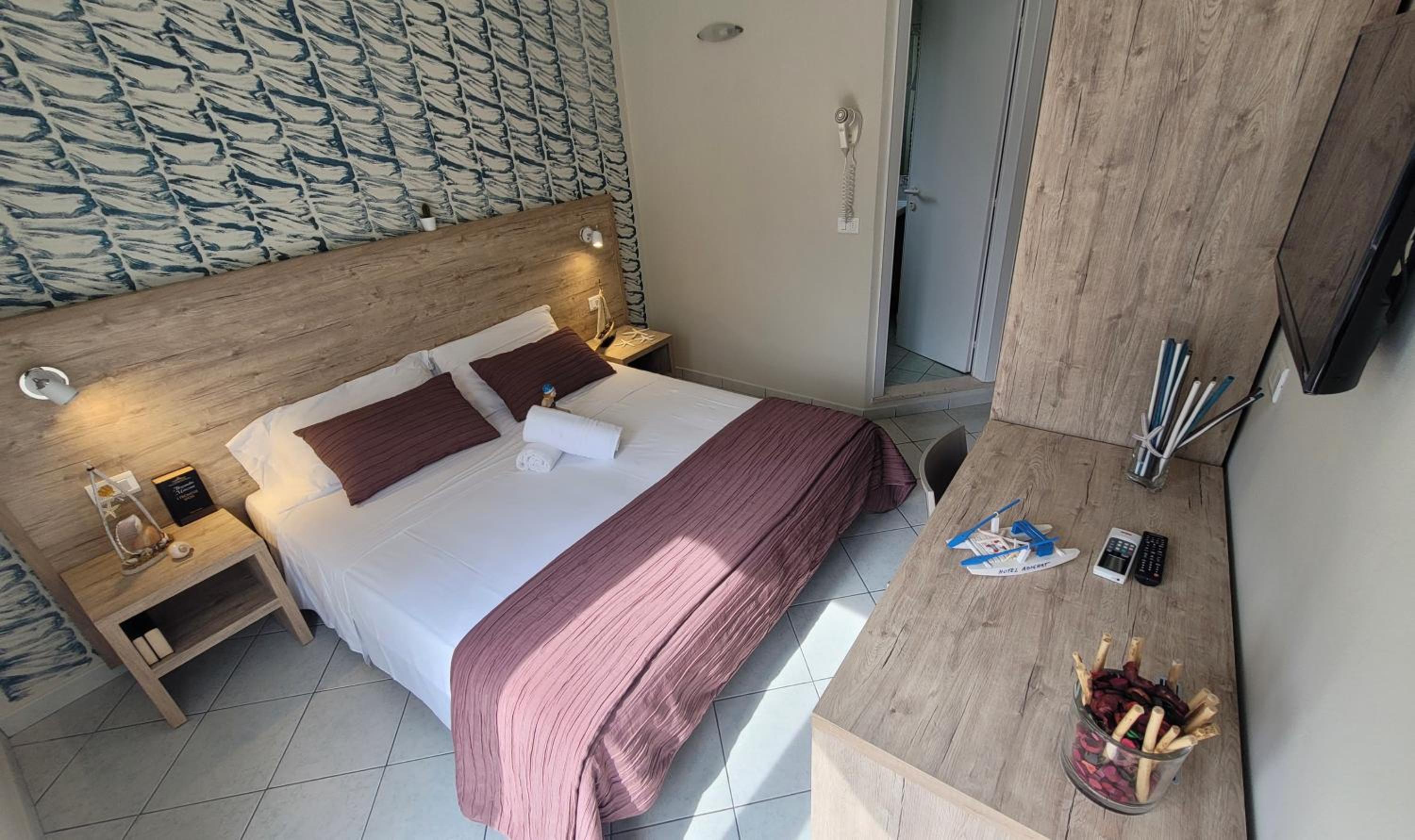 Double Room with Balcony photo 2