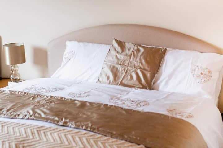 Double Room with Private Bathroom - Photo 1