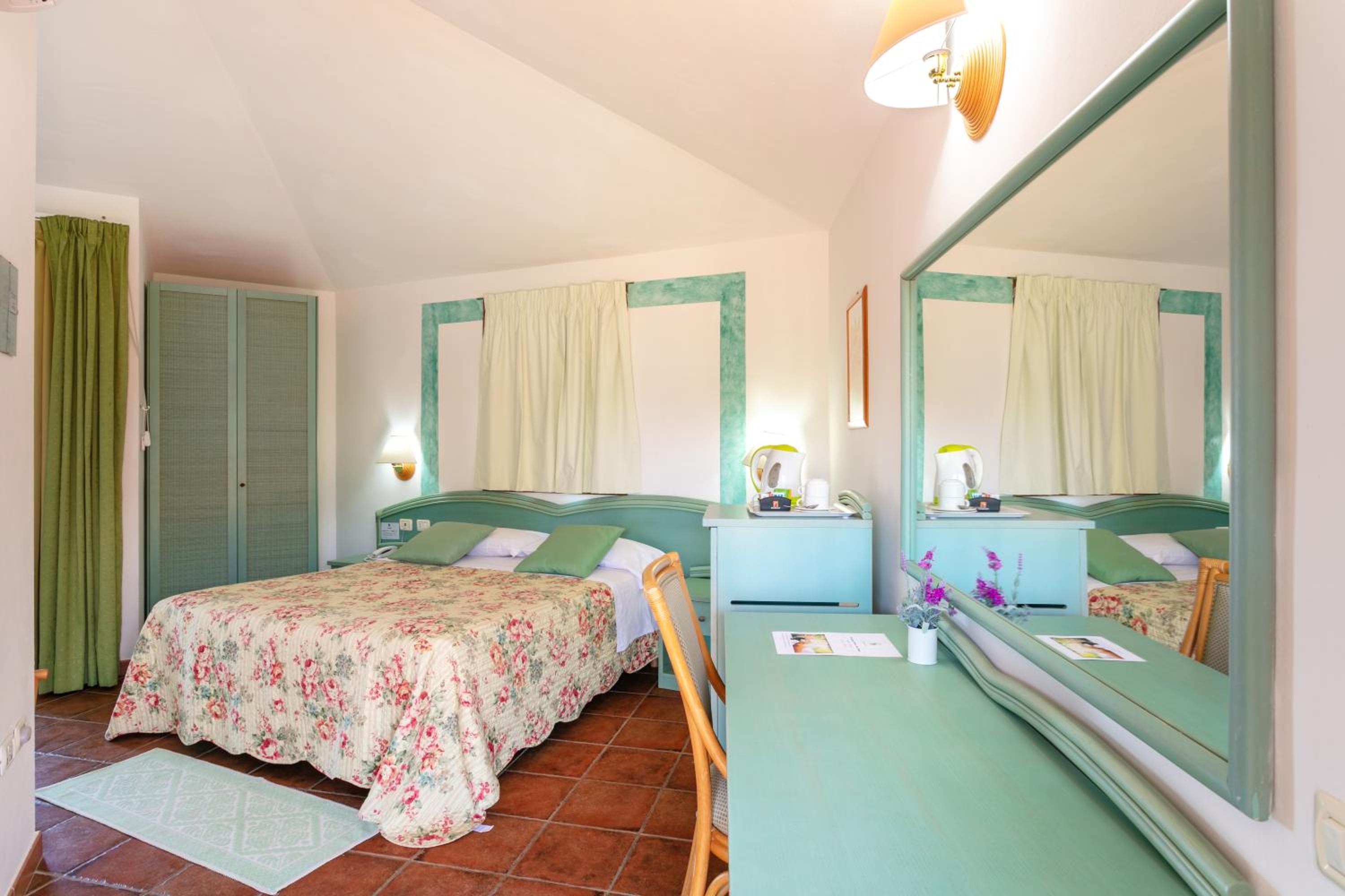 Deluxe Double Room with Balcony - Separate Building