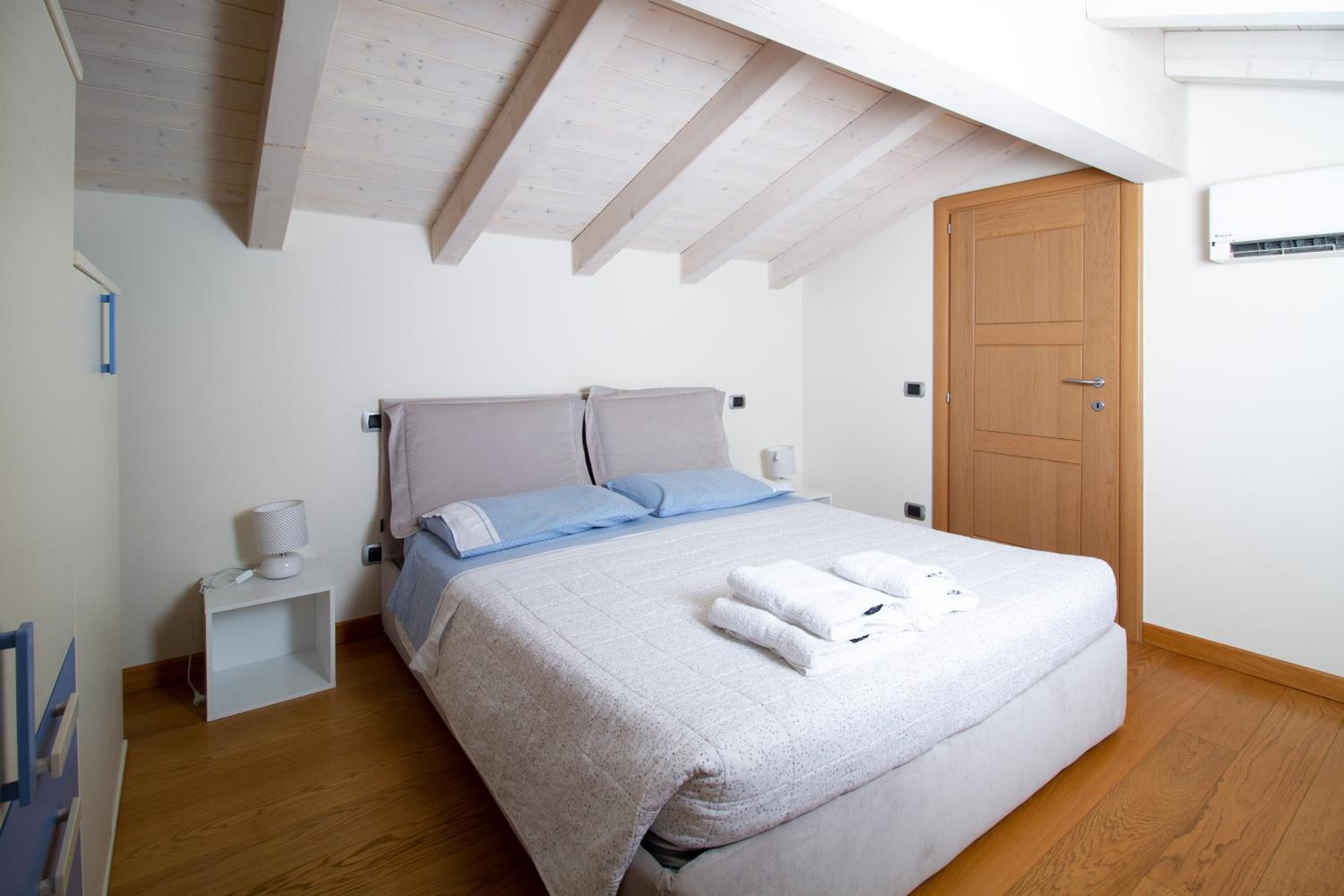 Maisonette photo 1