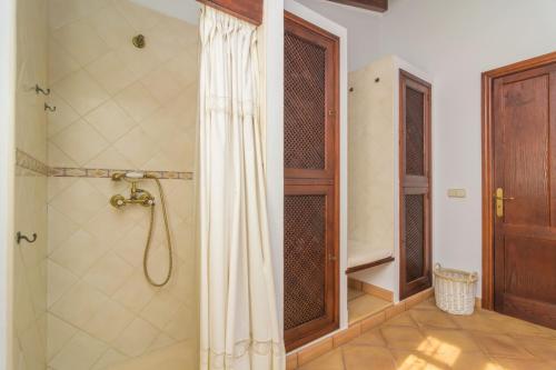 Three-Bedroom Villa photo 1
