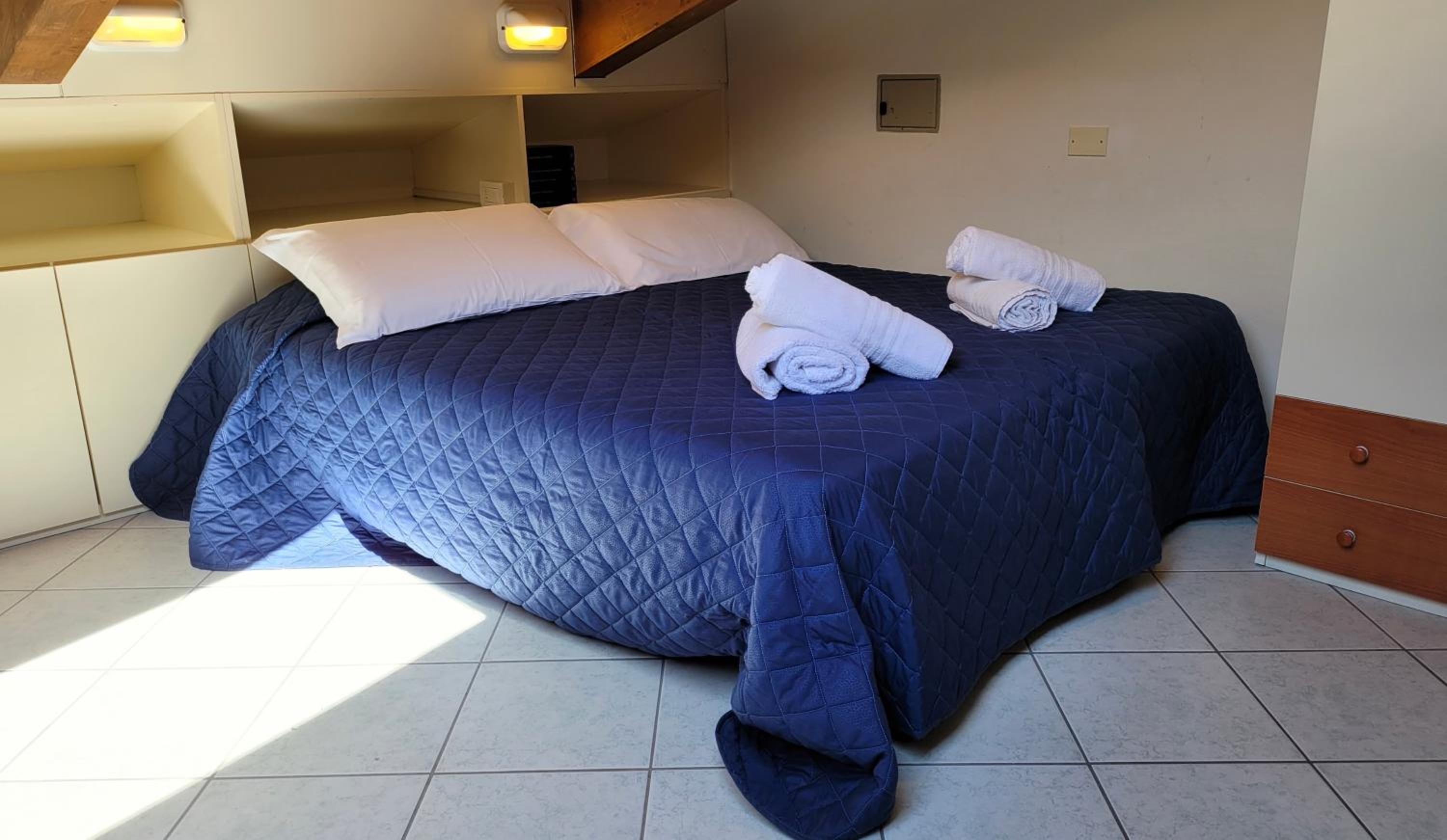 Economy Double Room photo 3