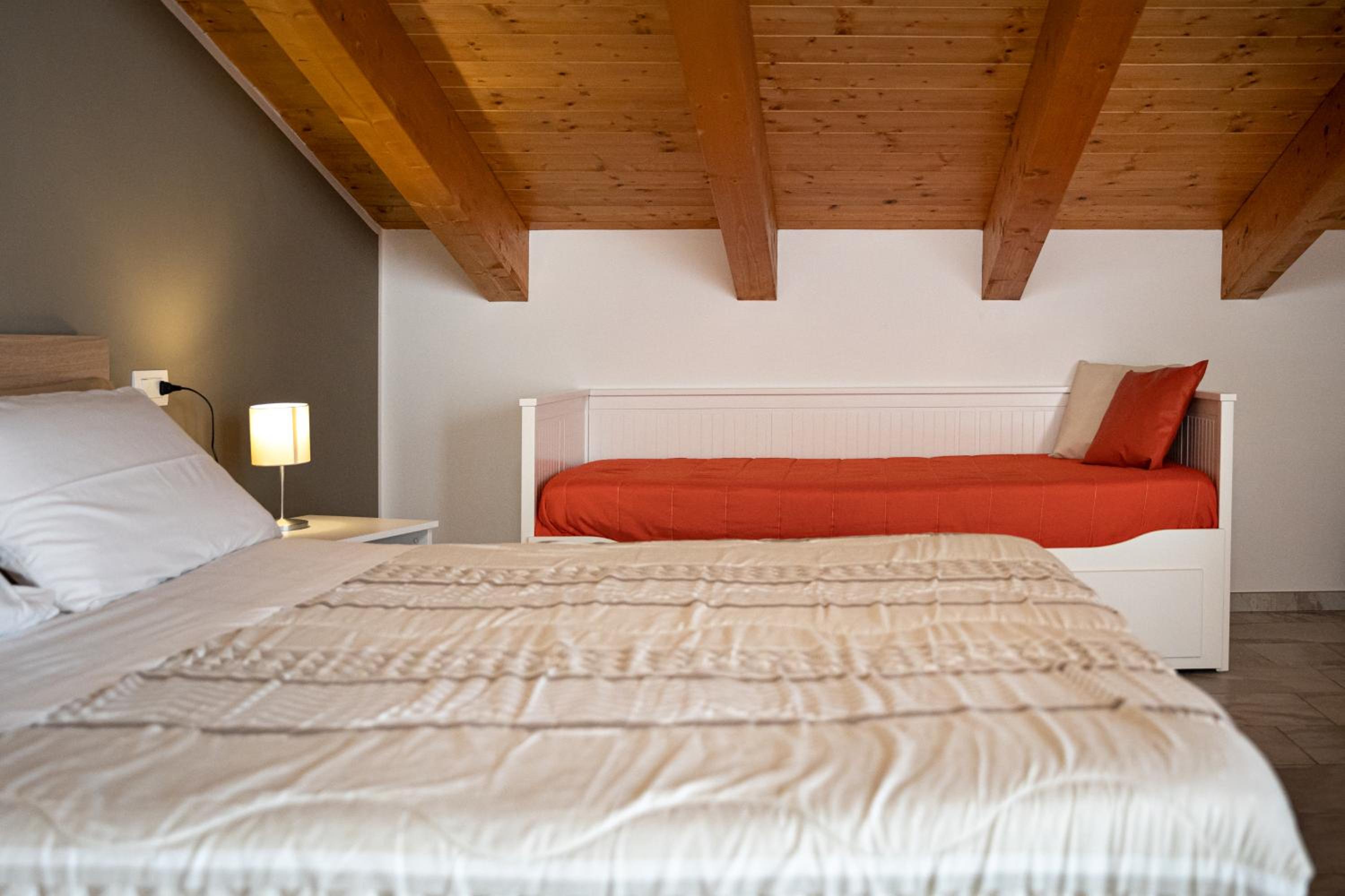 Superior Quadruple Room - Photo 1