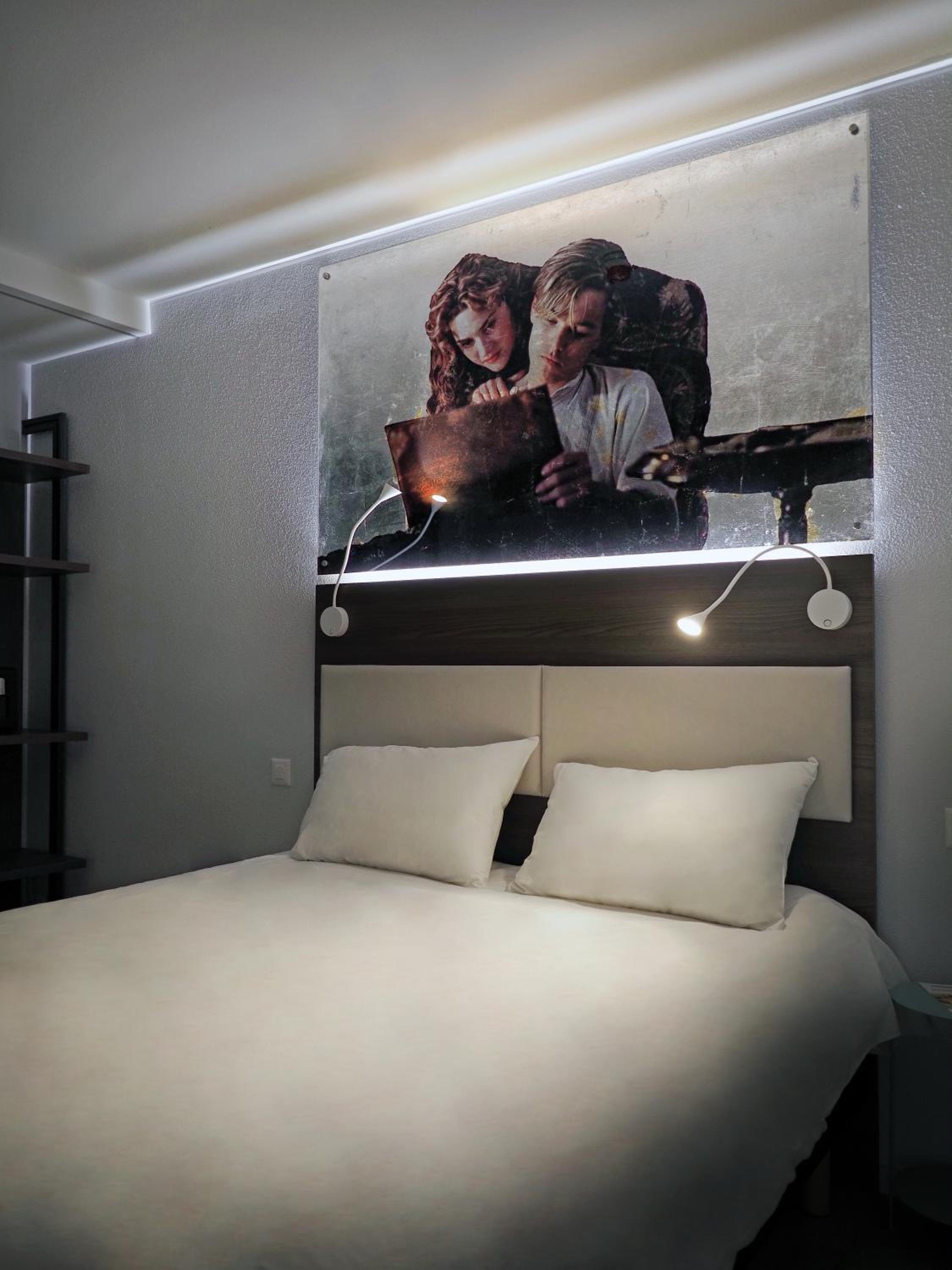 Cinema Double Room - Photo 3