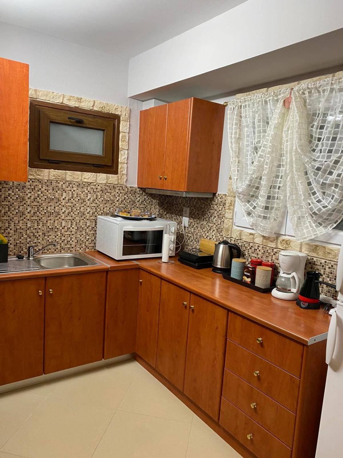 One-Bedroom Apartment - Photo 10