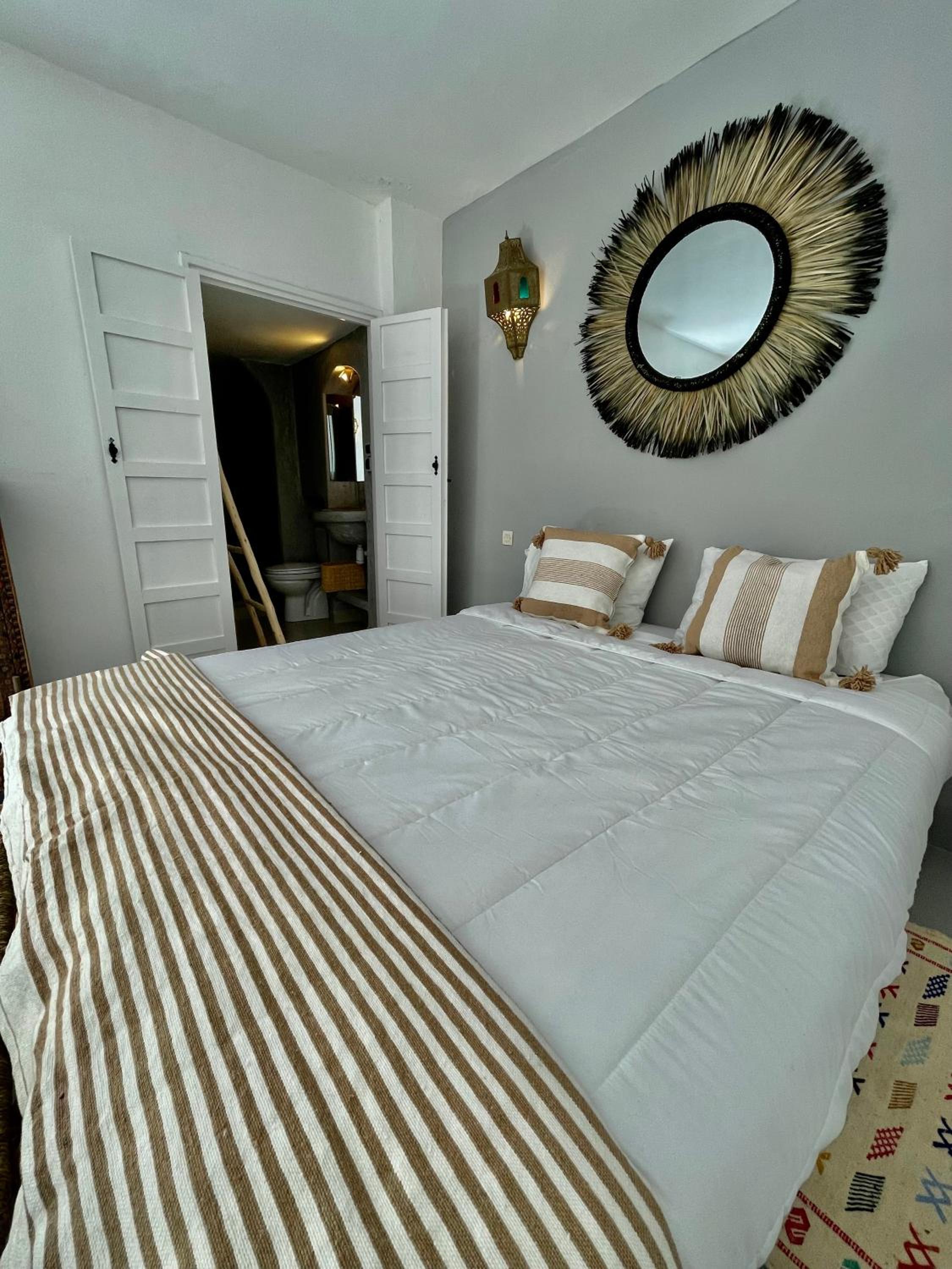 Double Room - Photo 6