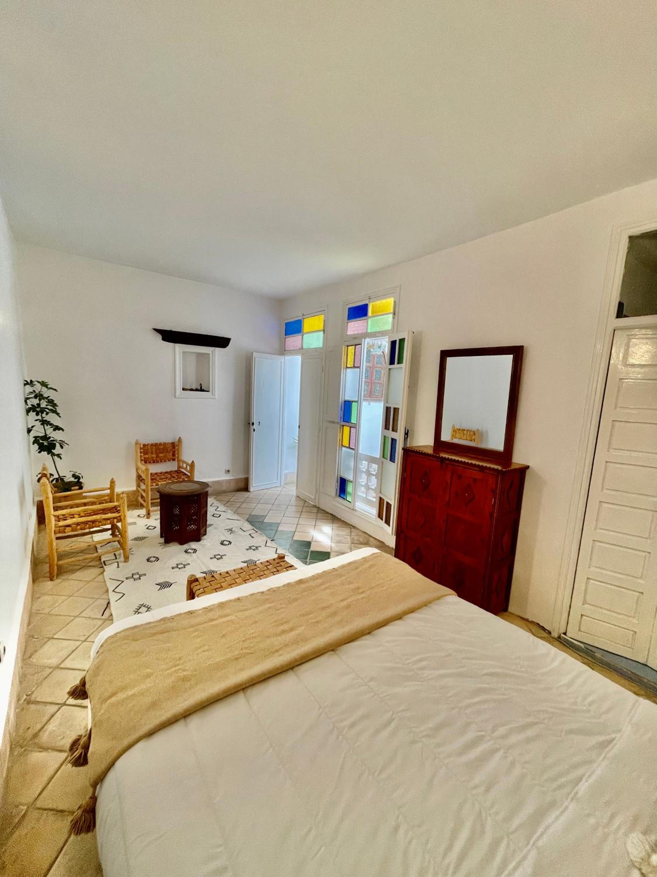 Deluxe Double Room - Photo 16