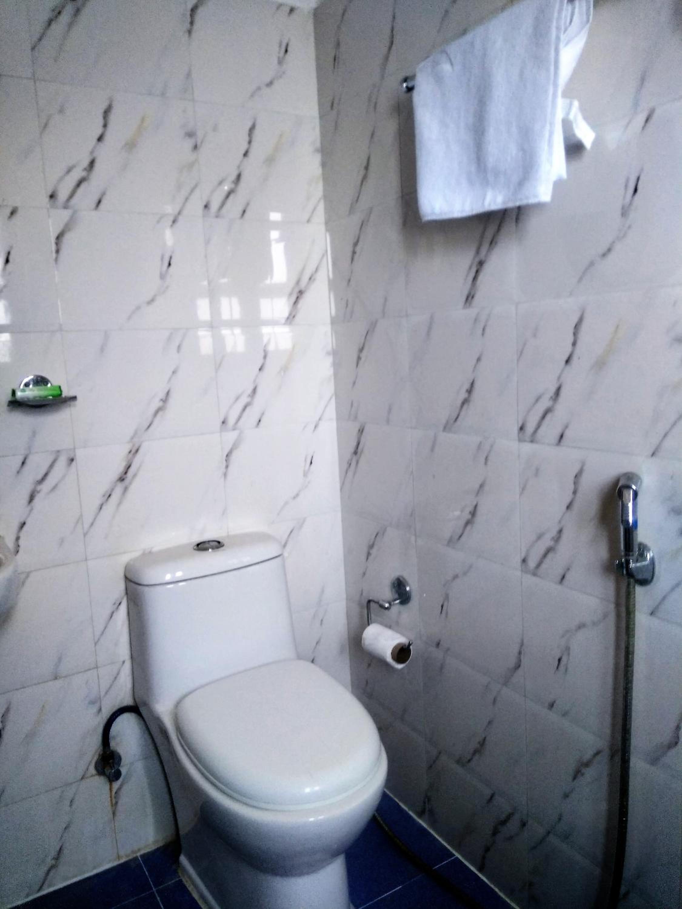 Queen Room with Balcony photo 3