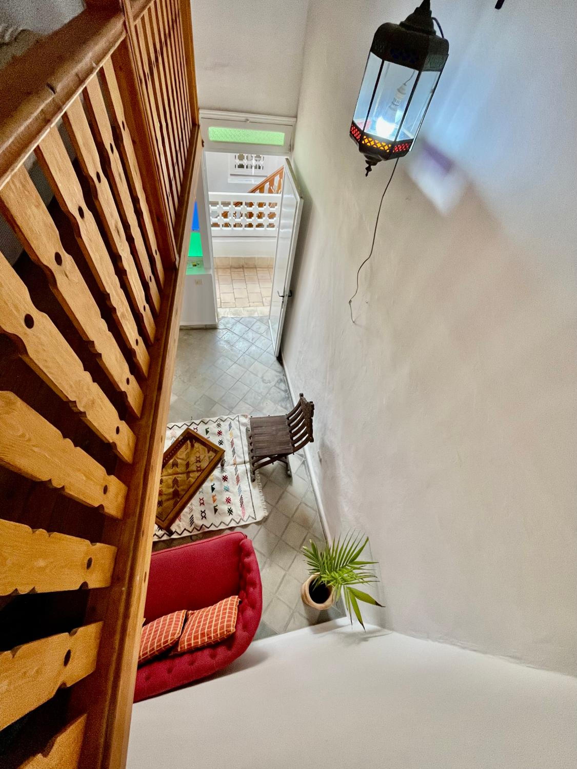Deluxe Room - Photo 9