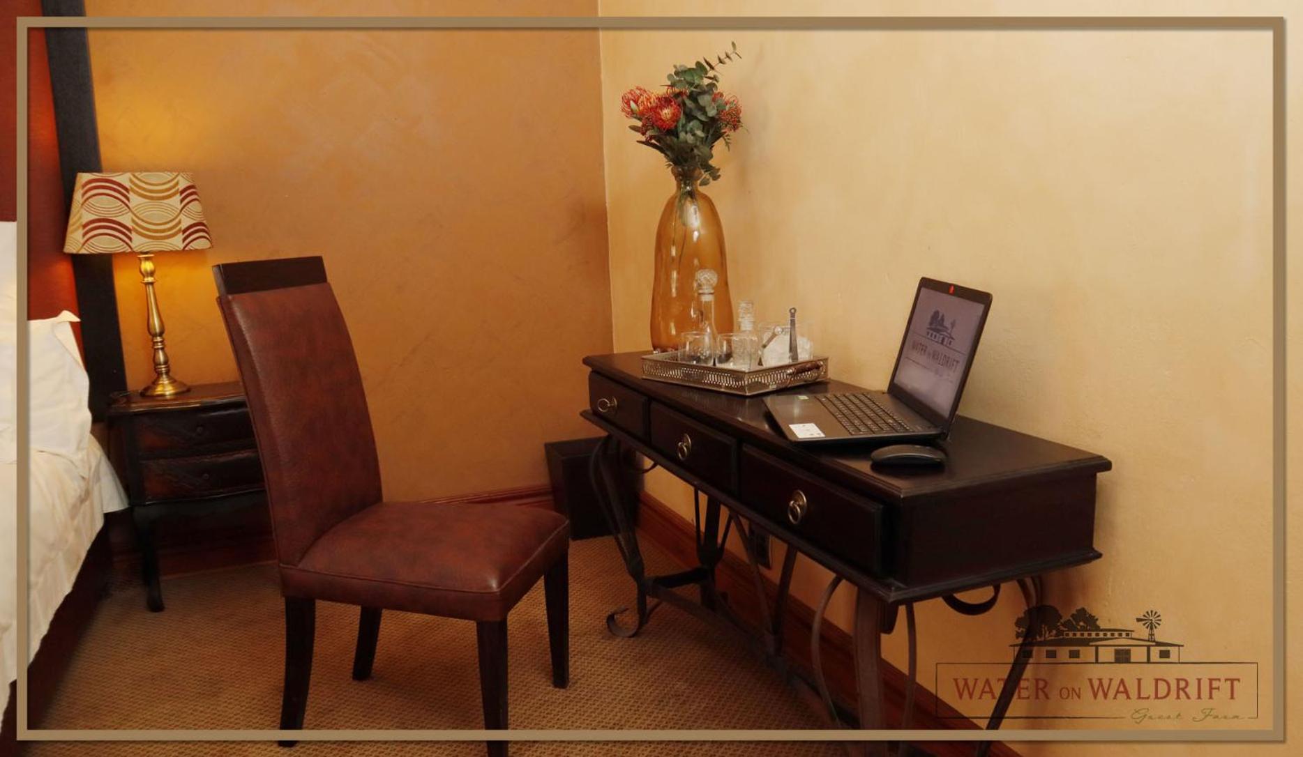 Deluxe Double Room - Photo 11