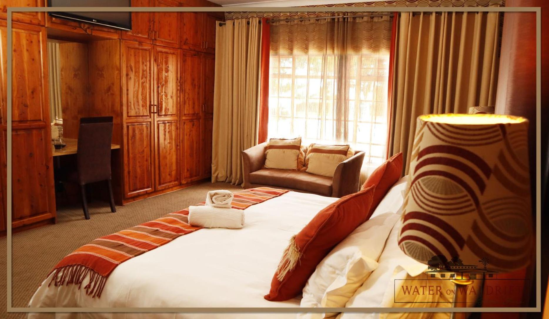 Deluxe Double Room - Photo 22