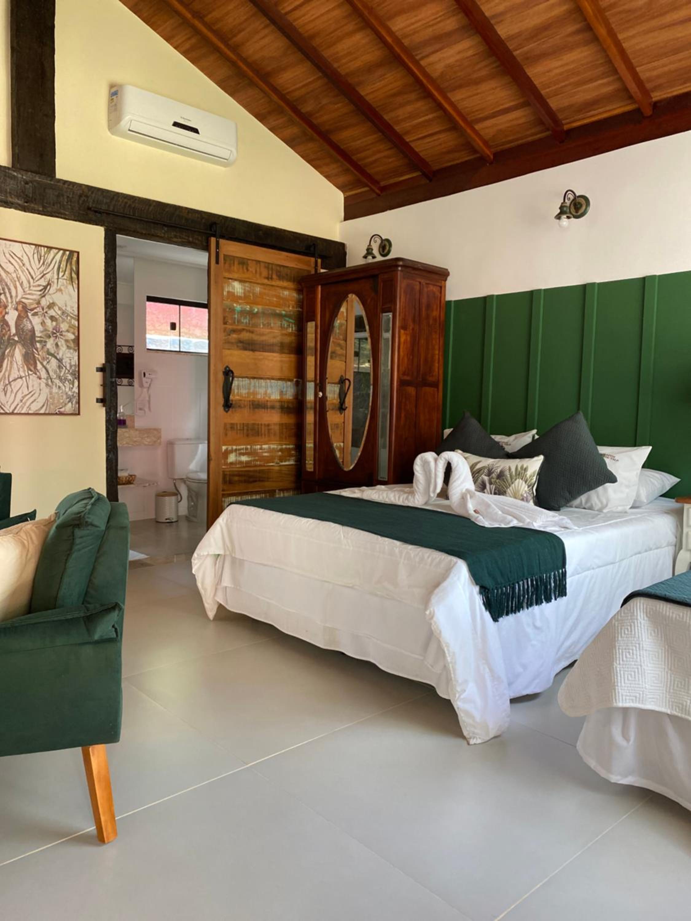 Deluxe Bungalow with Garden View - Photo 24