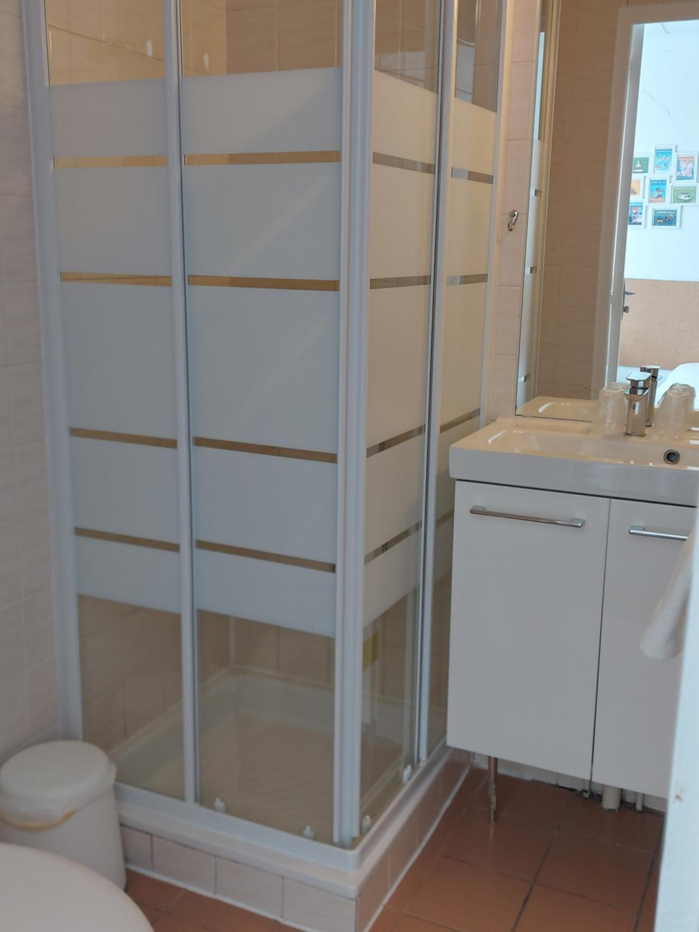 Adjacent Double Room  photo 3