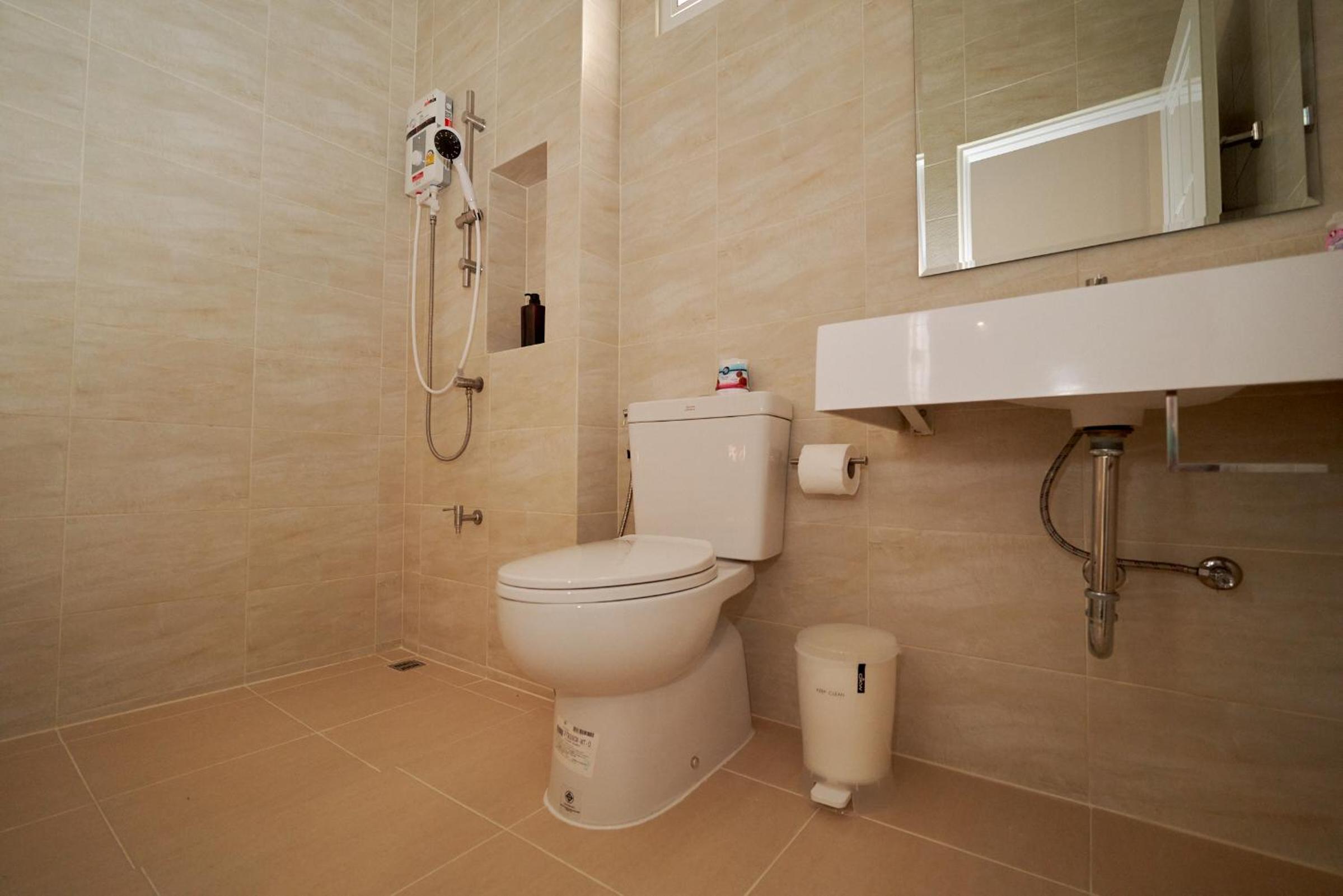 Three-Bedroom Villa - Photo 23