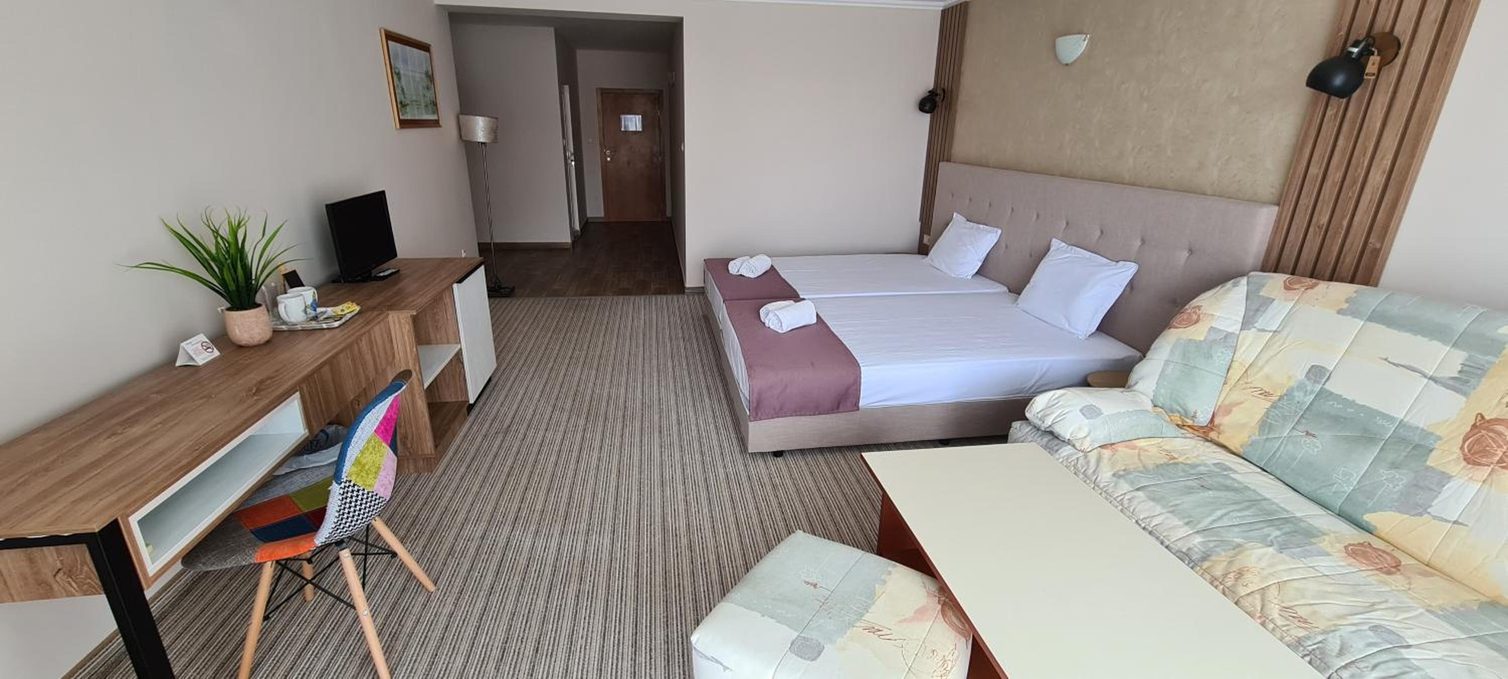 Junior Suite with Balcony photo 3
