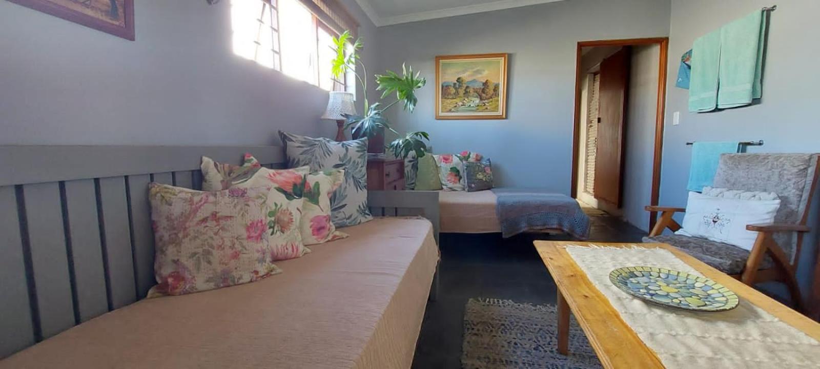 Two-Bedroom Apartment - Photo 4
