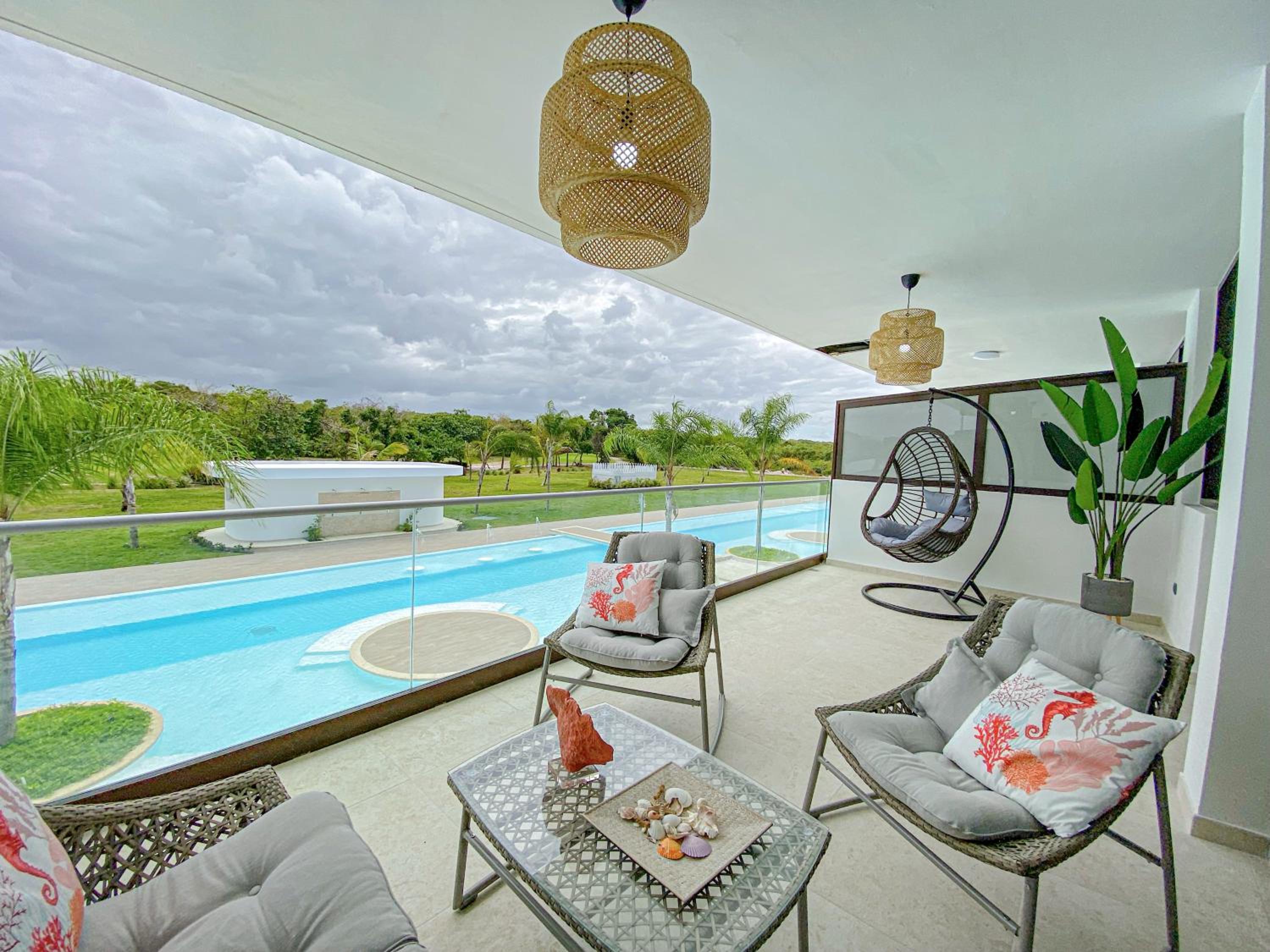Apartment with Pool View  - Photo 25