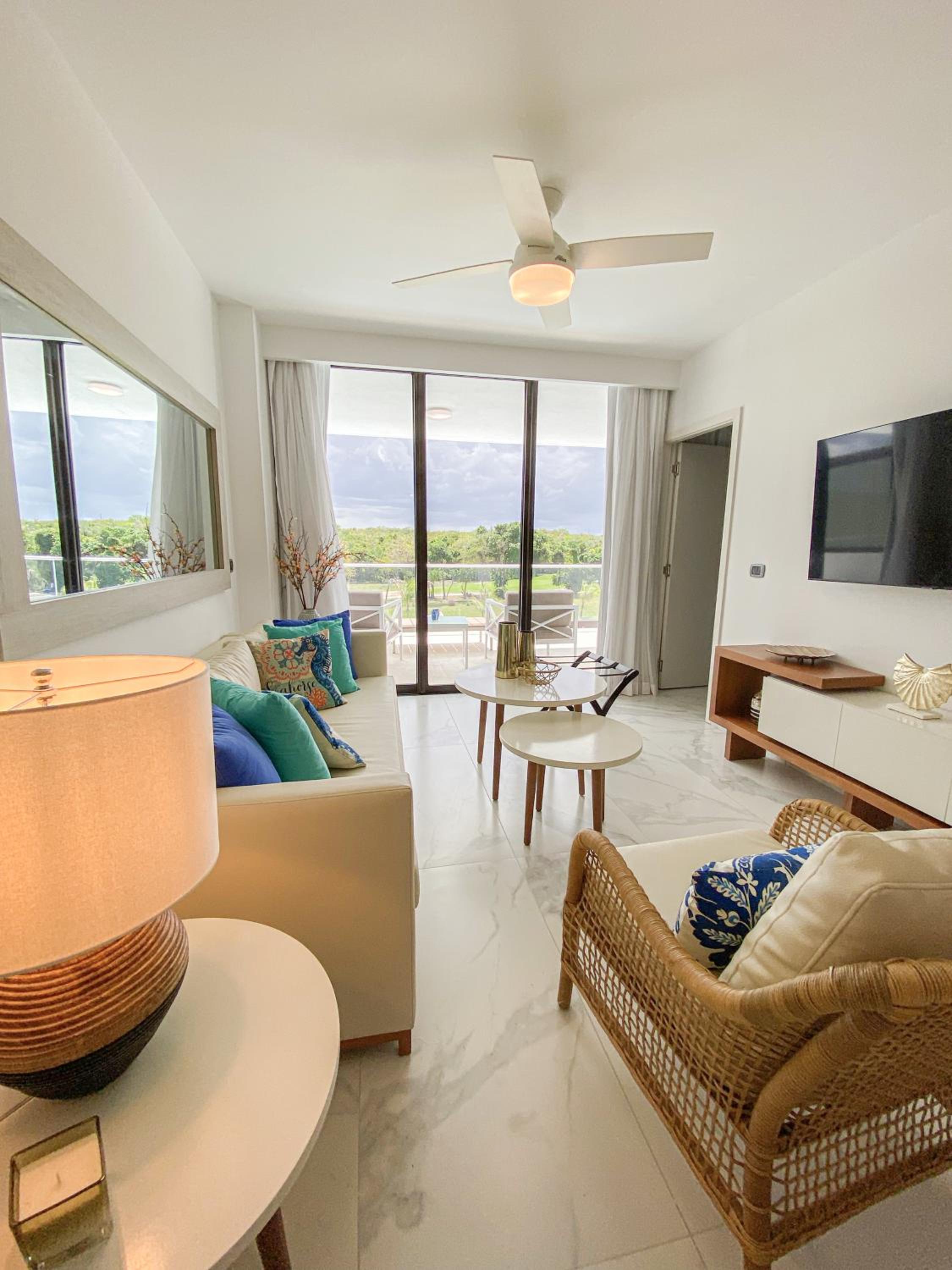 Apartment with Pool View  - Photo 17