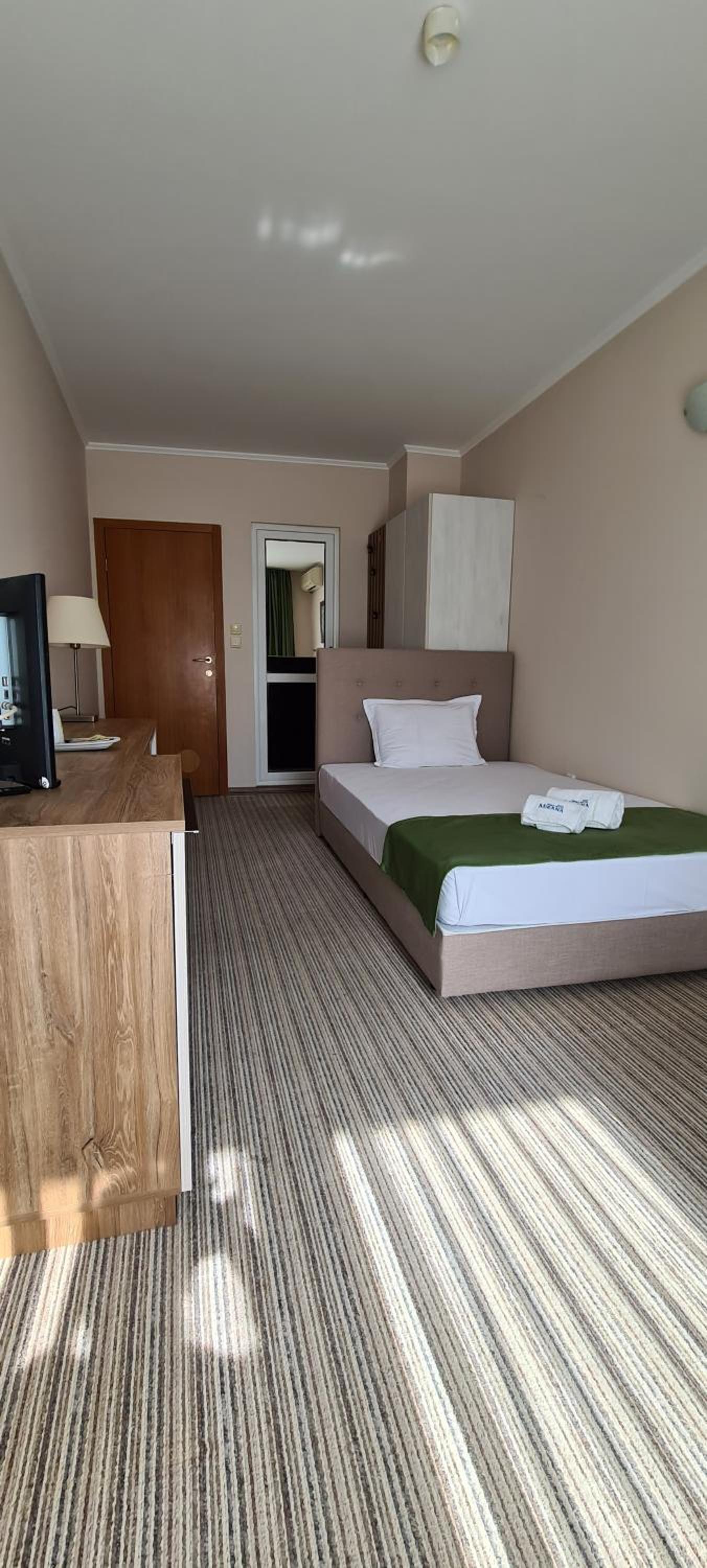 Single Room with Balcony photo 1
