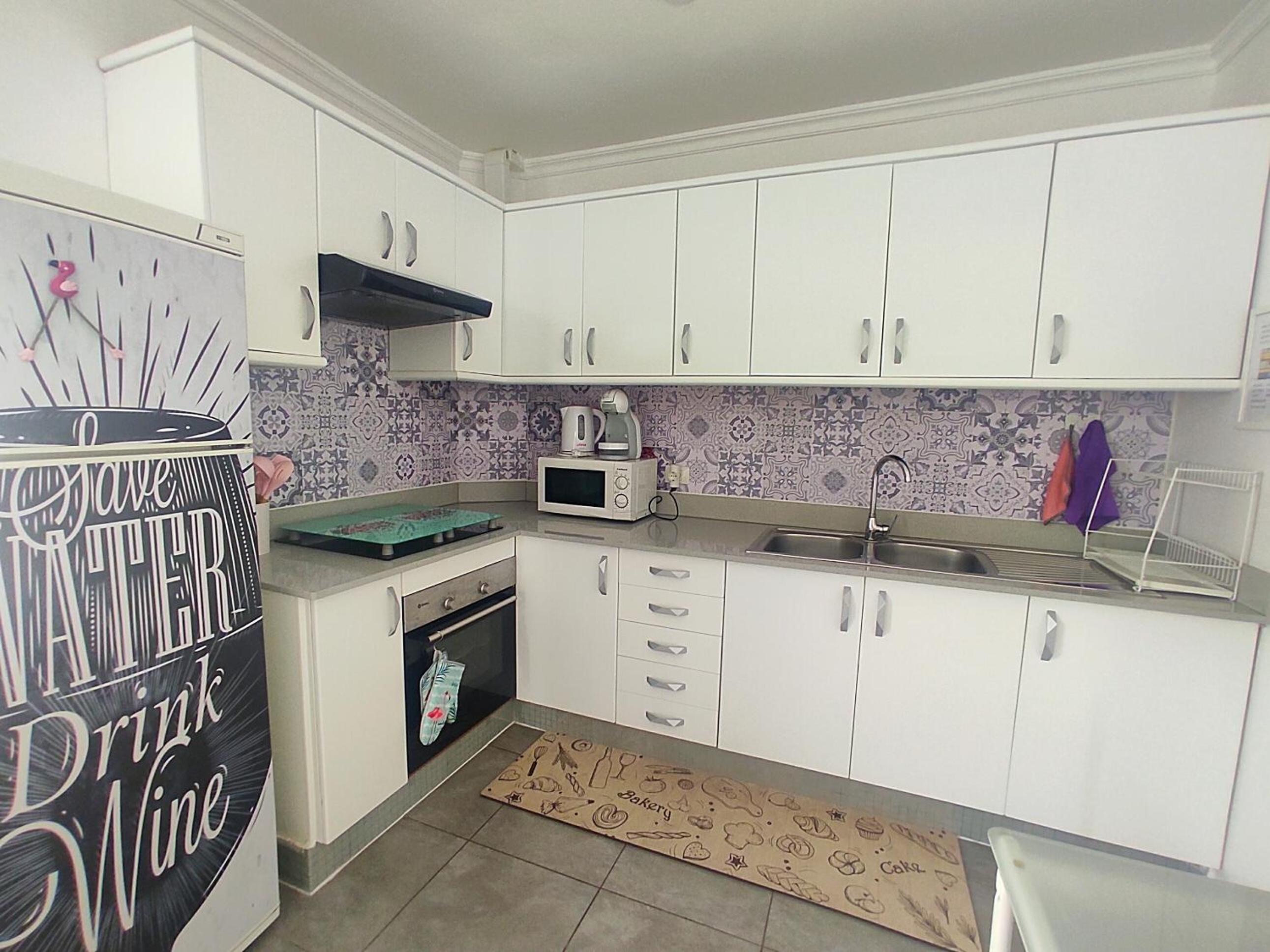 One-Bedroom Apartment - Photo 9