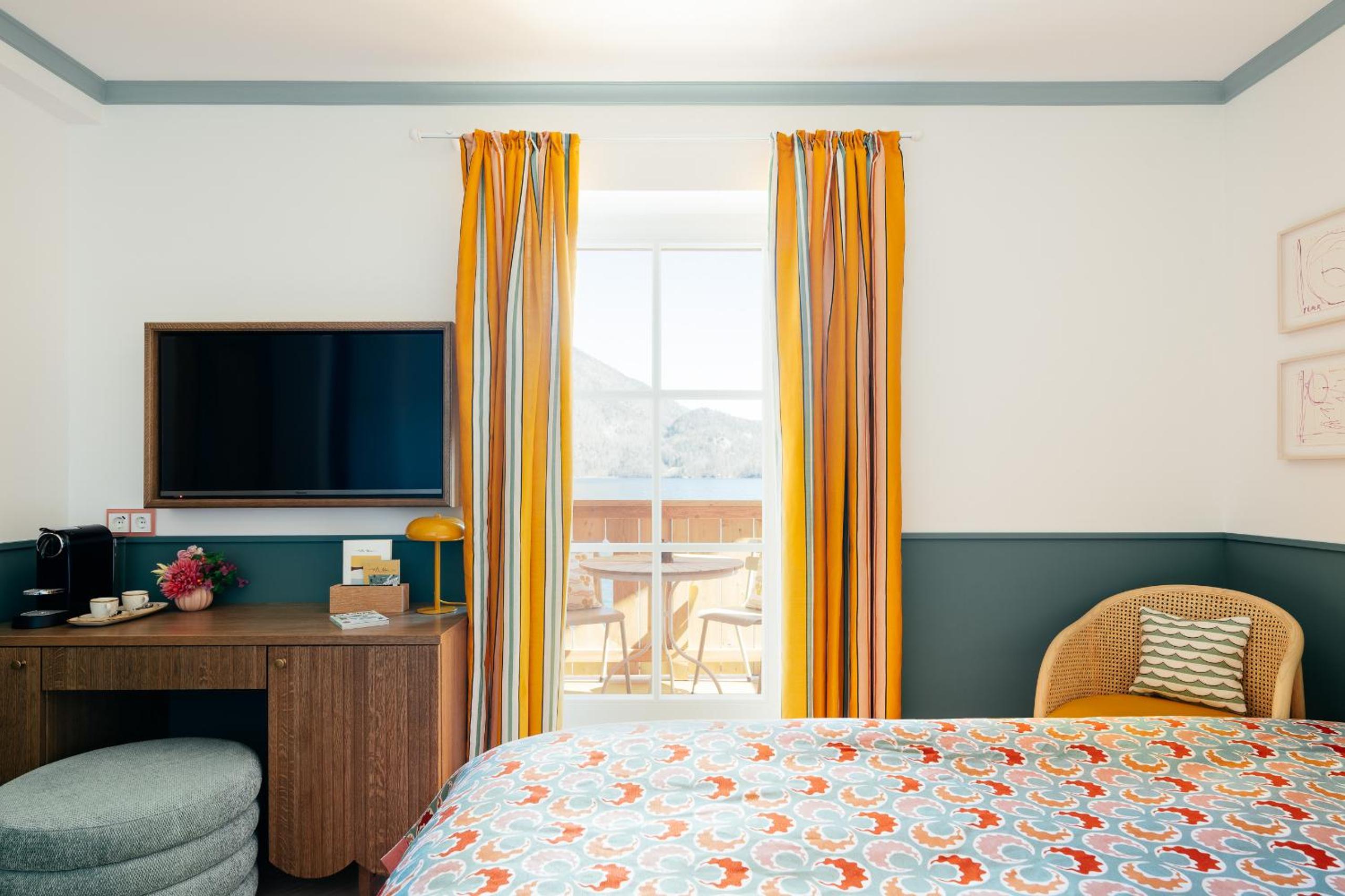 Double Room with Lake View photo 3