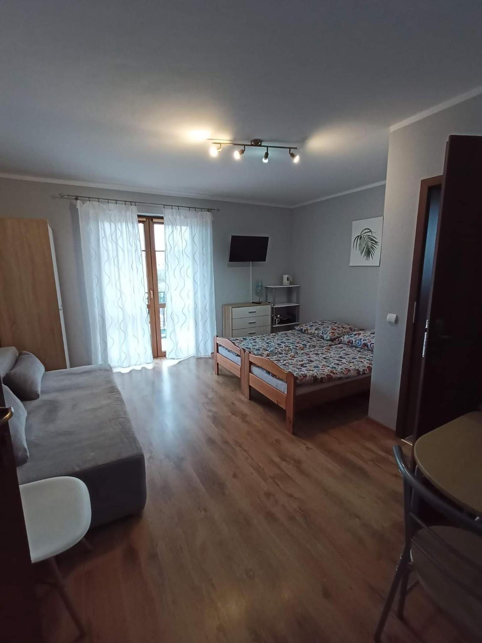 Quadruple Room with Balcony photo 1