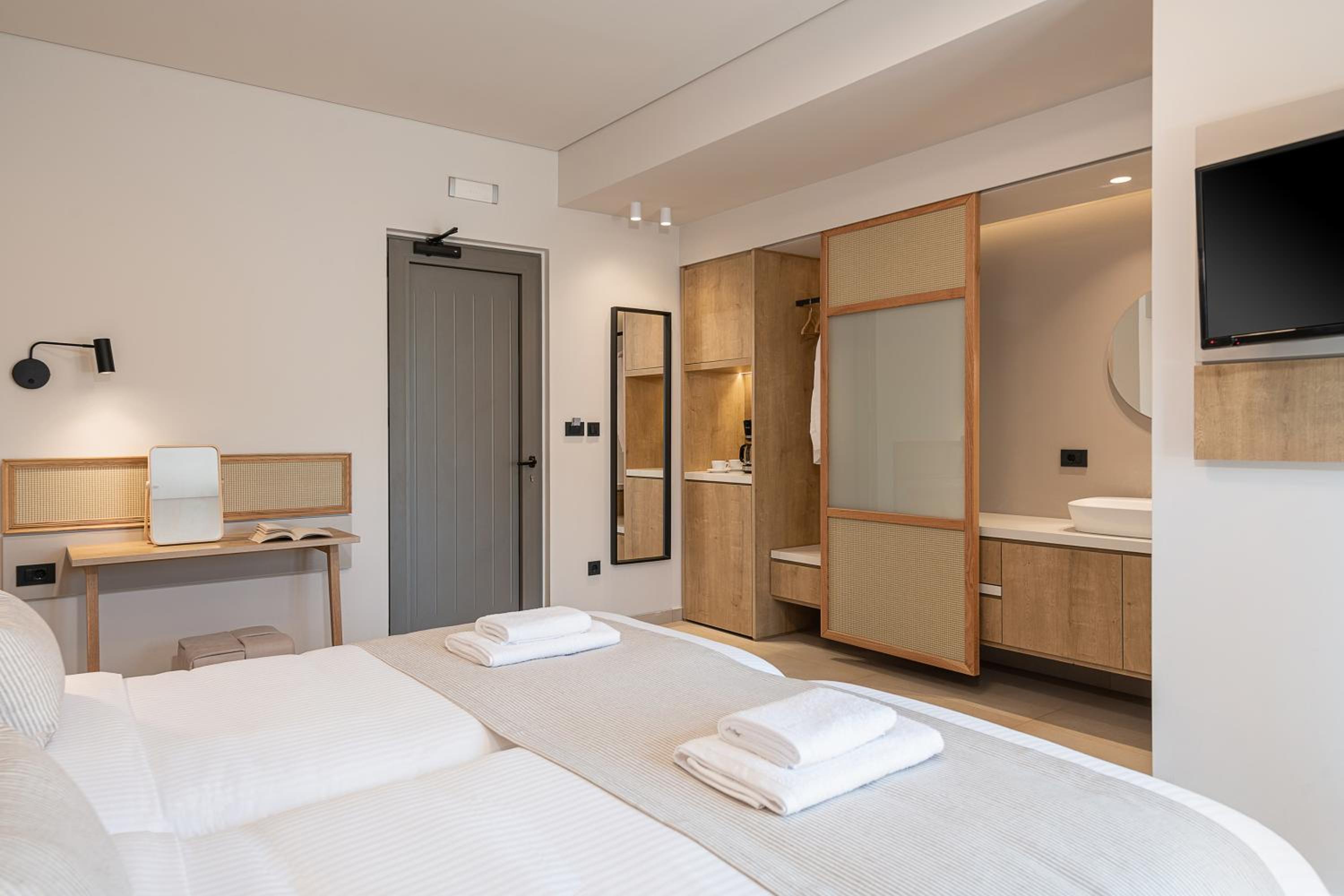 MODERN STYLE ROOM 20 SQUARE M. - Photo 17
