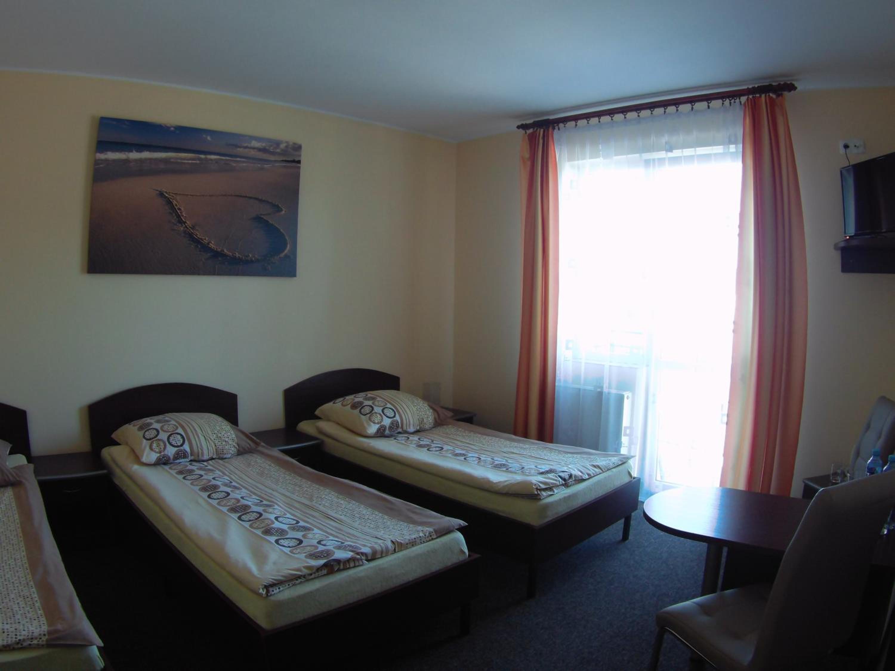 Standard Triple Room photo 2
