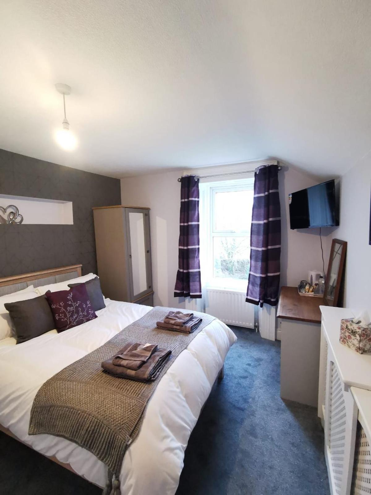 Double Room with Garden View - Photo 6