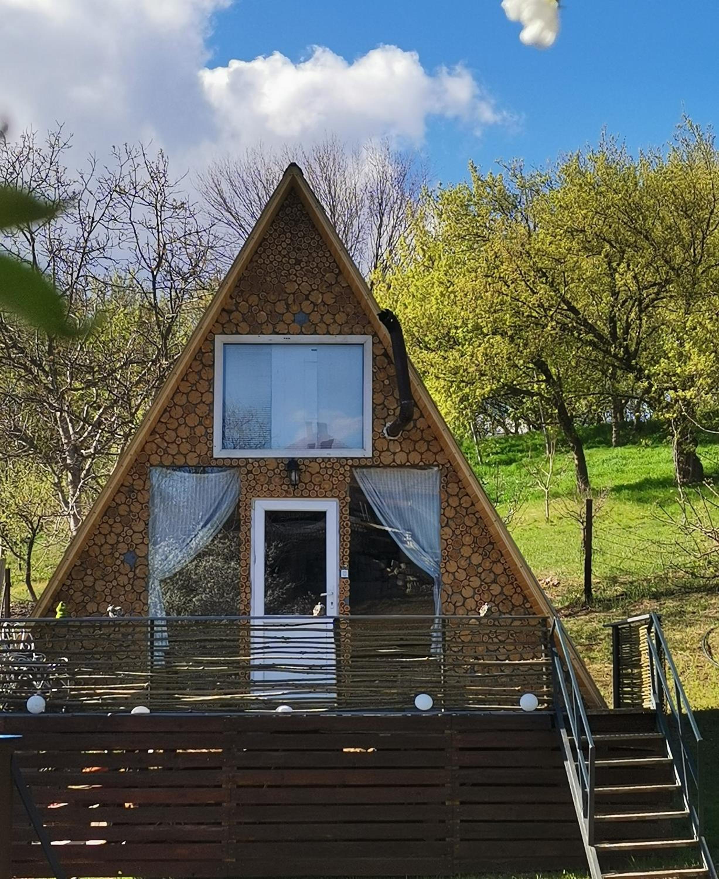 Family Bungalow - Photo 1