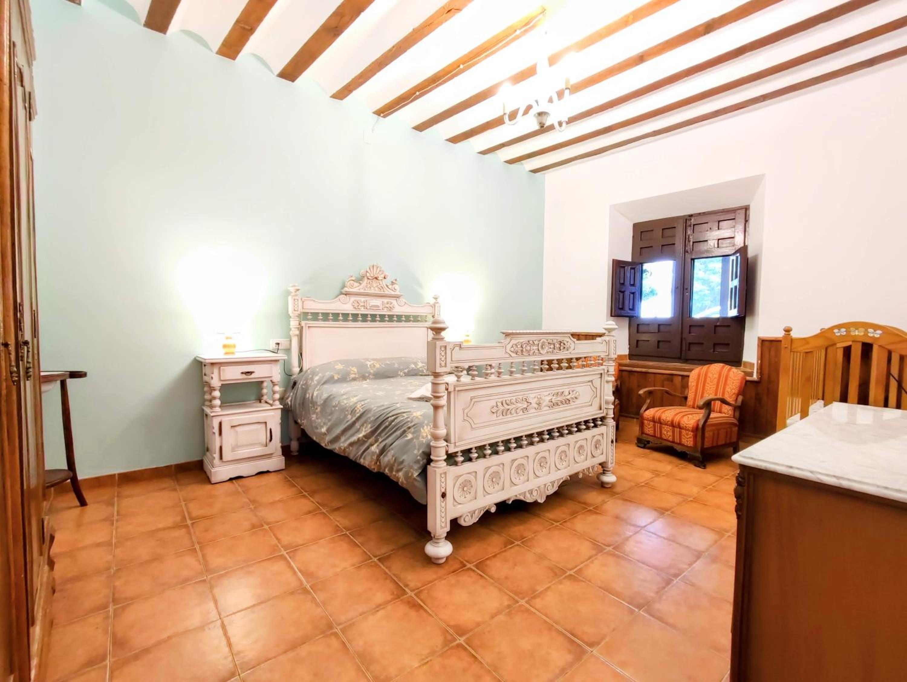 Casa de cinco habitaciones