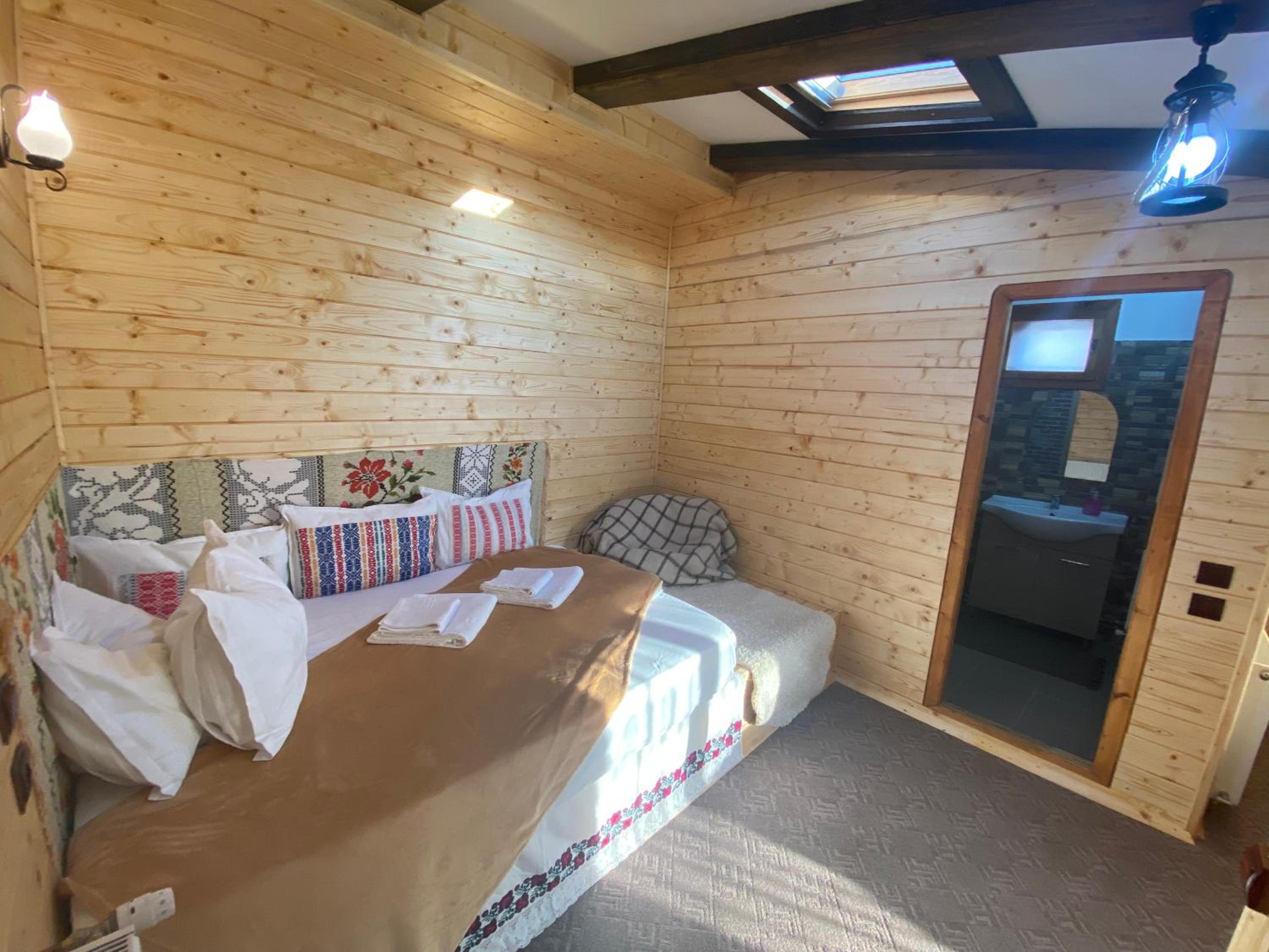 Quadruple Room - Photo 3