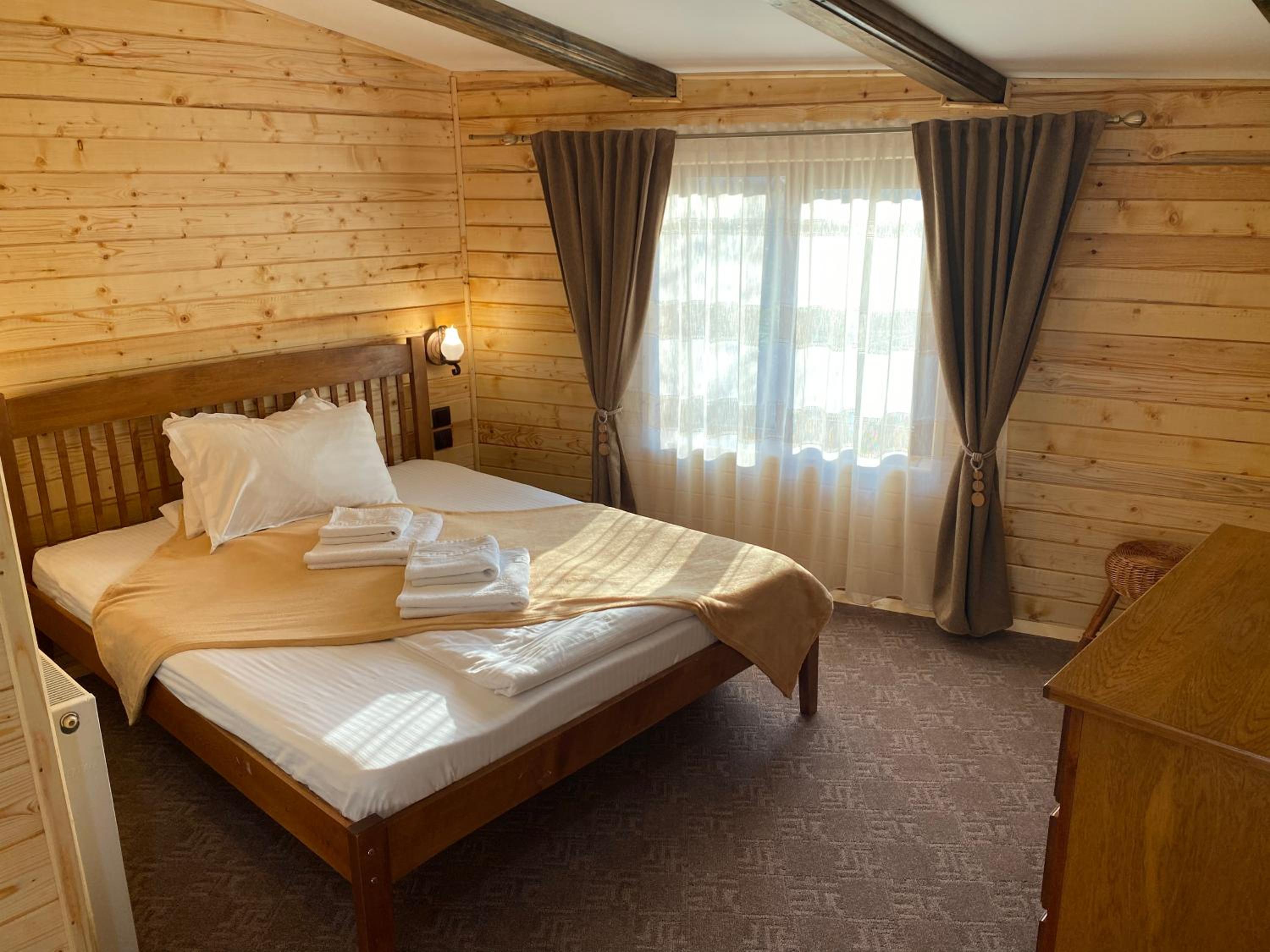 Quadruple Room - Photo 7