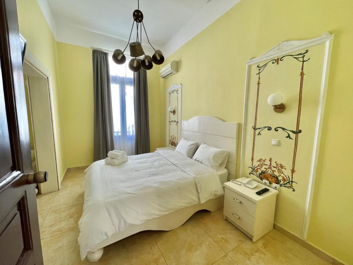 Deluxe Triple Room photo 3