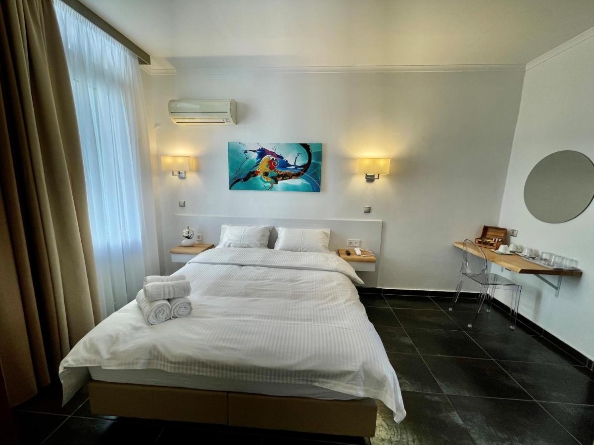 Deluxe Double Room photo 3