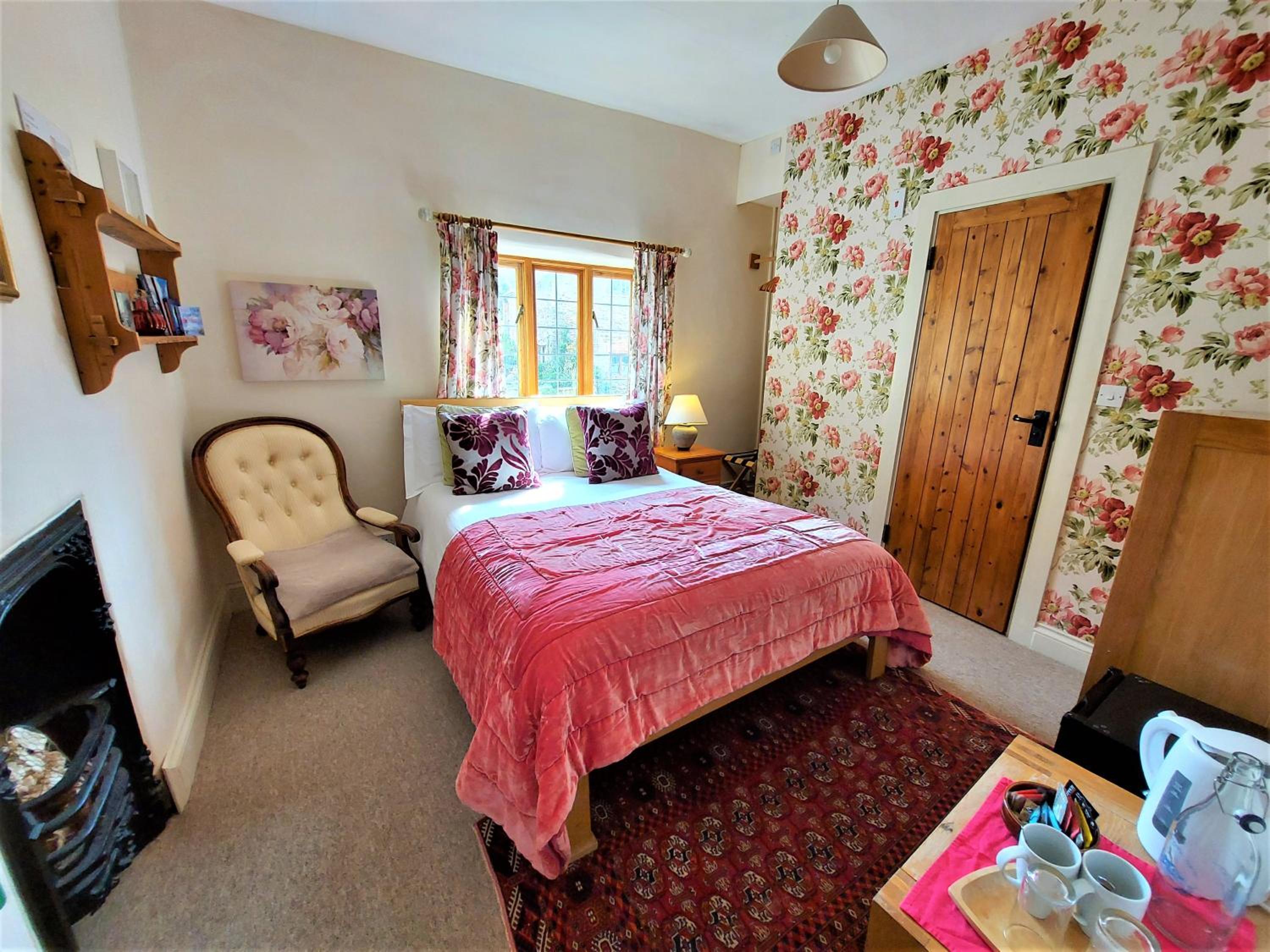 Standard Double Room photo 3