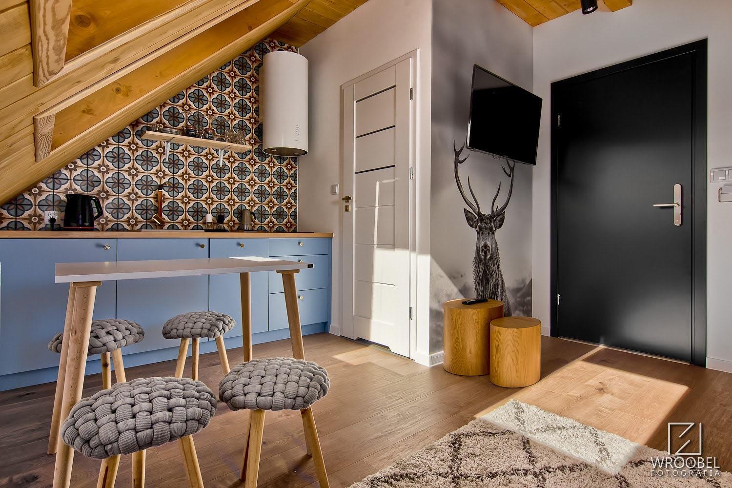 One-Bedroom Apartment - Photo 4